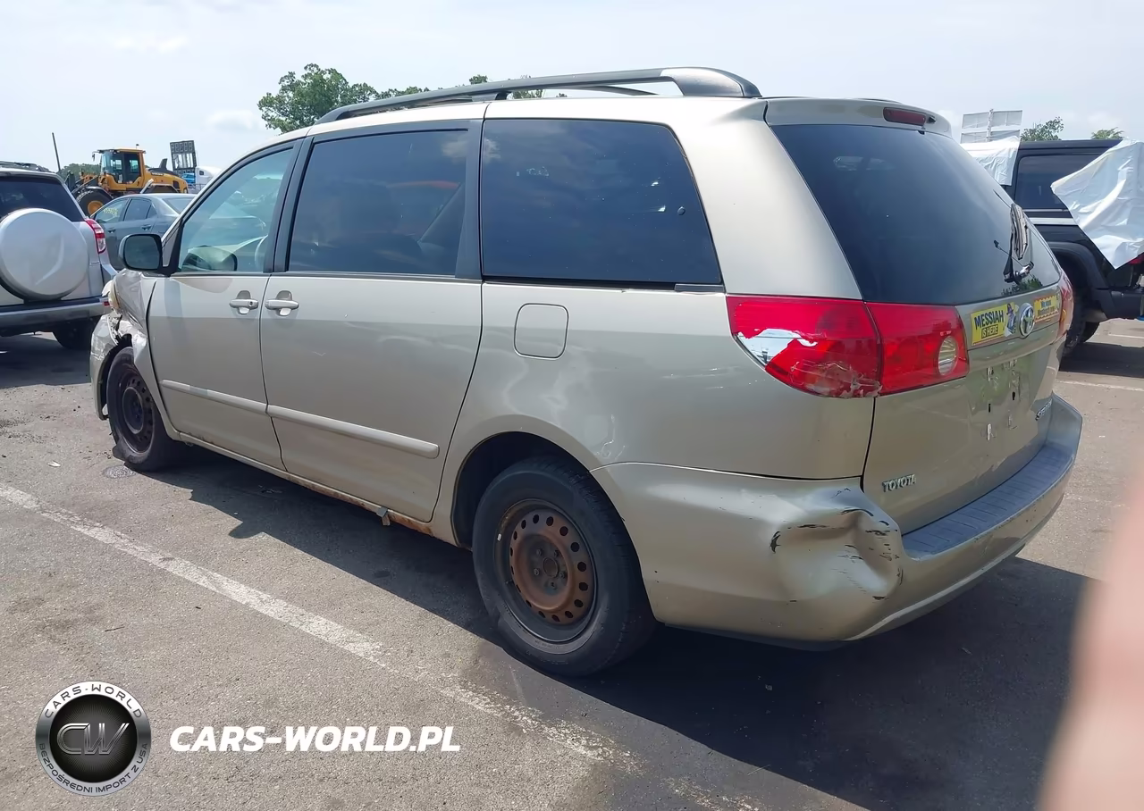 2007 Toyota Sienna Le VIN:5TDZK23C17S002124 - 3