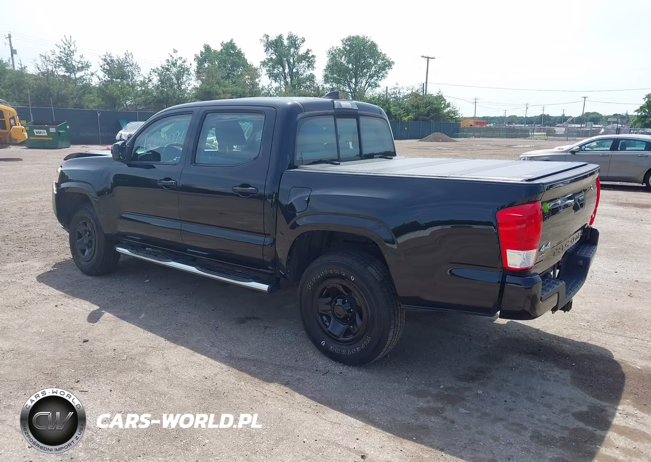 2016 Toyota Tacoma Sr V6 VIN:3TMCZ5AN5GM012453 - 3