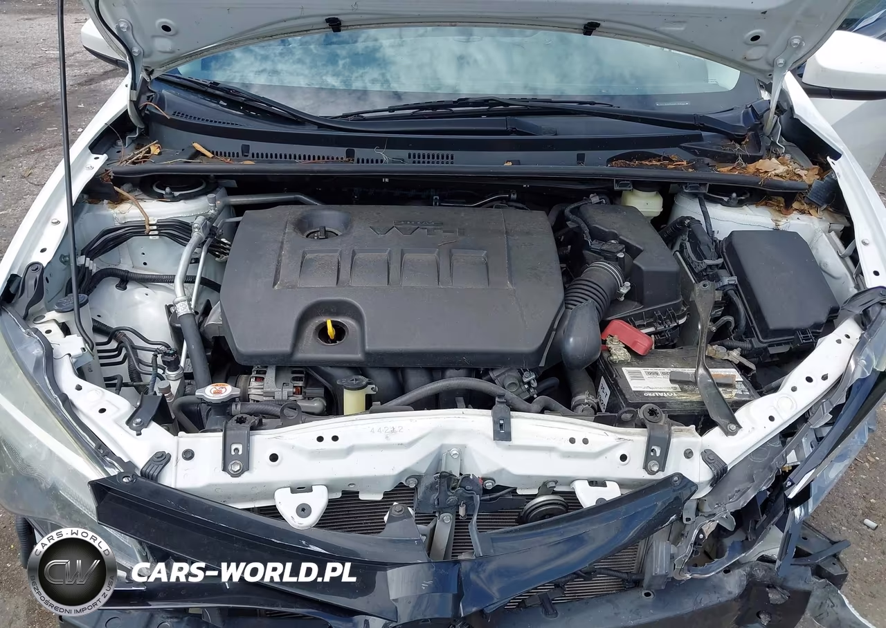 2018 Toyota Corolla Le VIN:5YFBURHEXJP769582 - 10