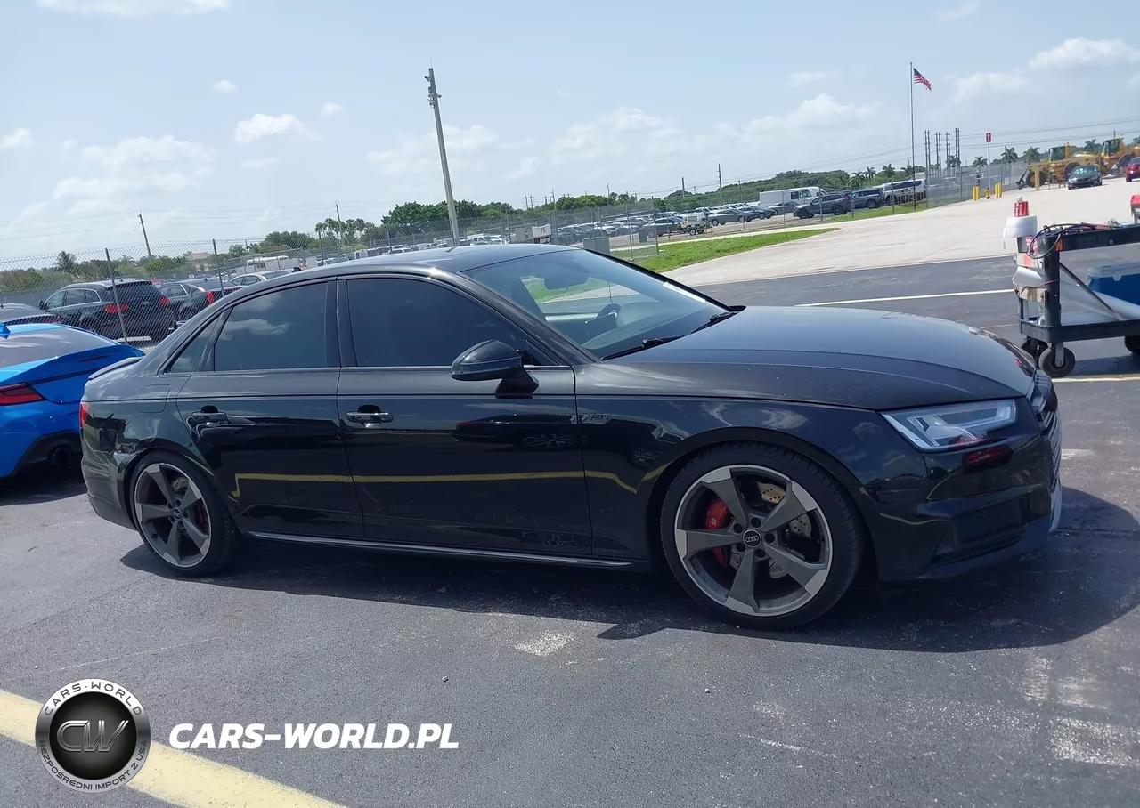 2018 Audi S4 3.0T Premium Plus VIN:WAUB4BF42JA111676 - 13