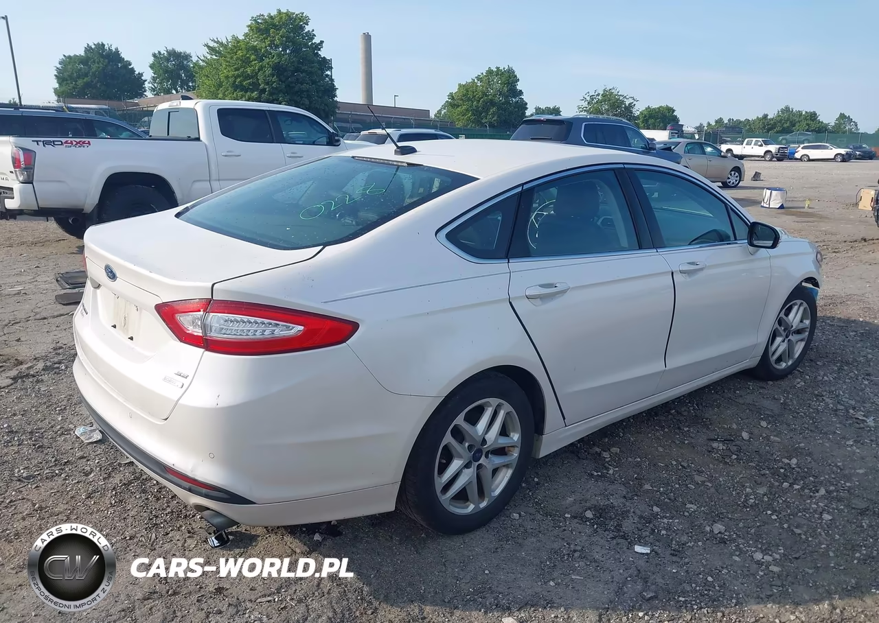 2015 Ford Fusion Se VIN:3FA6P0HD8FR188701 - 4