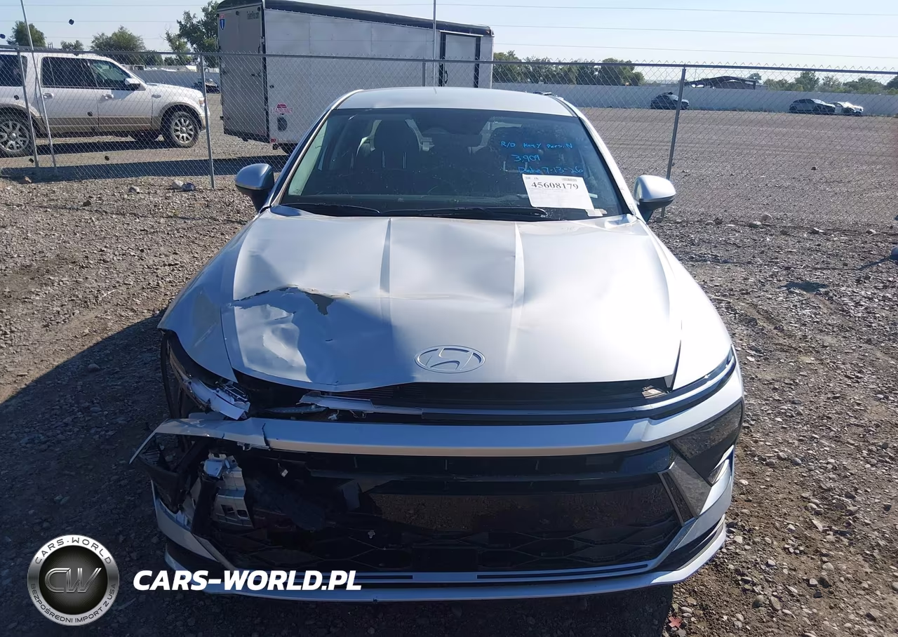 2026 Hyundai Sonata Hybrid Blue VIN:KMHL24JJ6TA168435 - 12