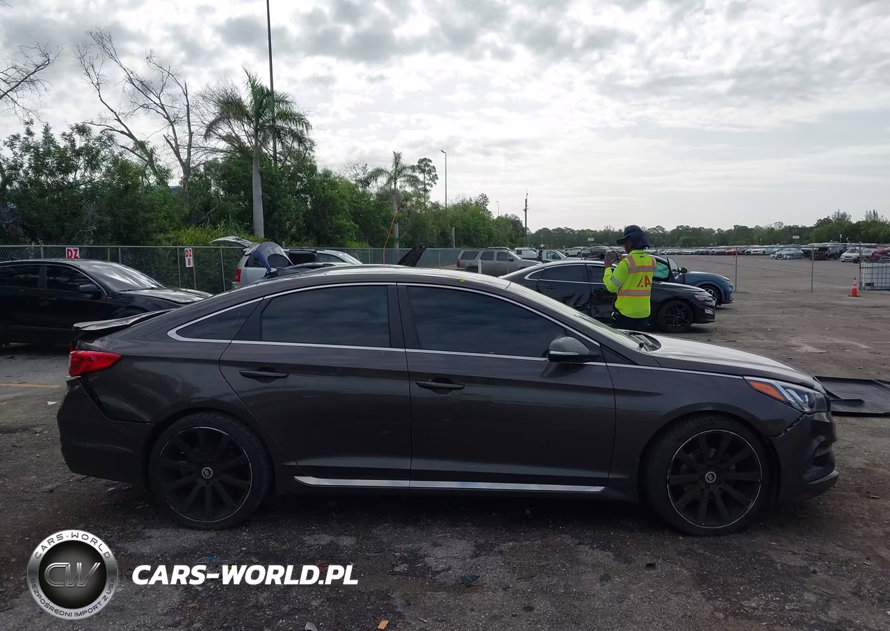 2017 Hyundai Sonata Sport VIN:5NPE34AF3HH543252 - 13