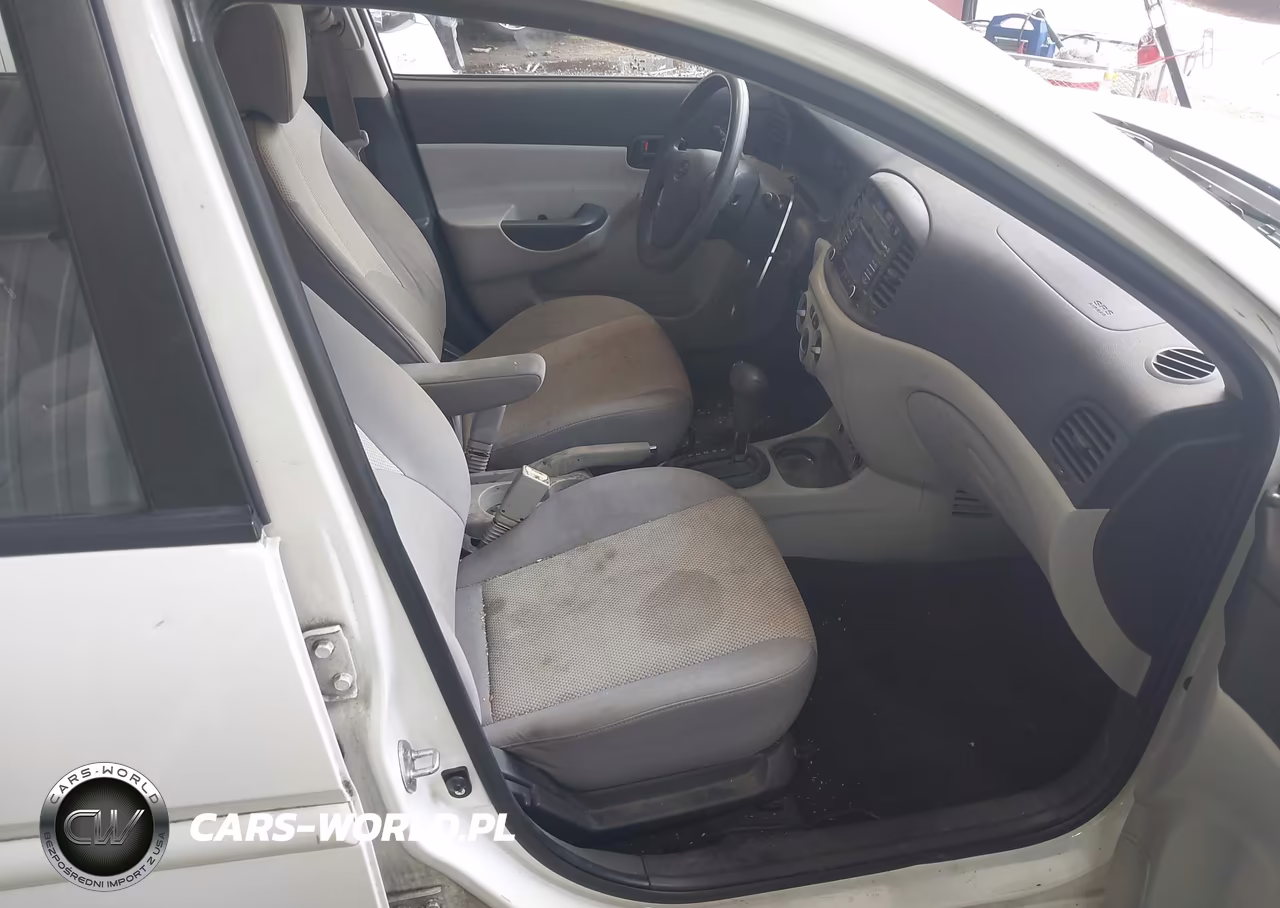 2010 Hyundai Accent Gls VIN:KMHCN4ACXAU443230 - 5