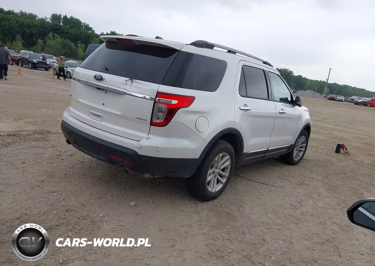 2014 Ford Explorer Xlt VIN:1FM5K8D82EGB50488 - 4