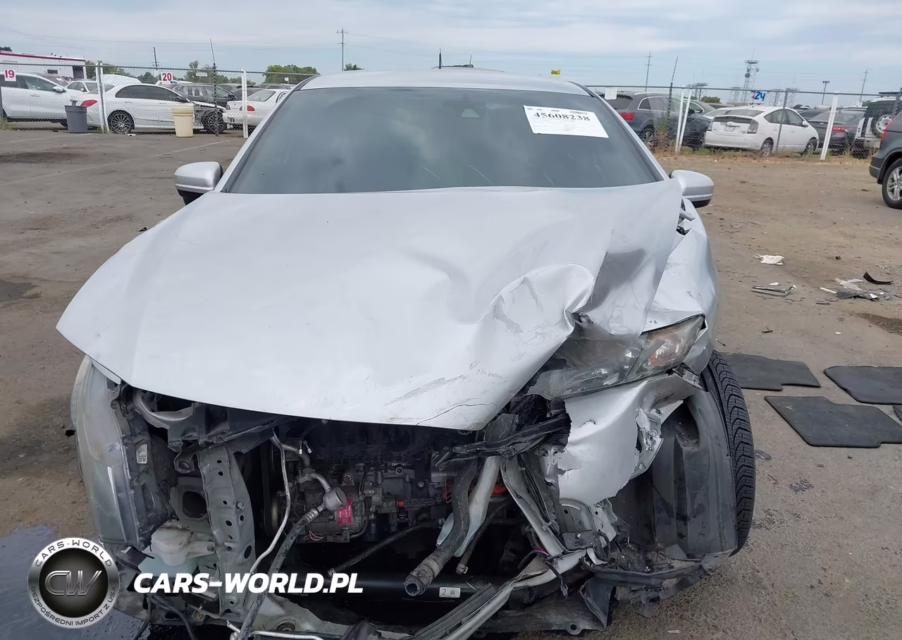 2015 Honda Civic Hybrid VIN:19XFB4F21FE201832 - 13