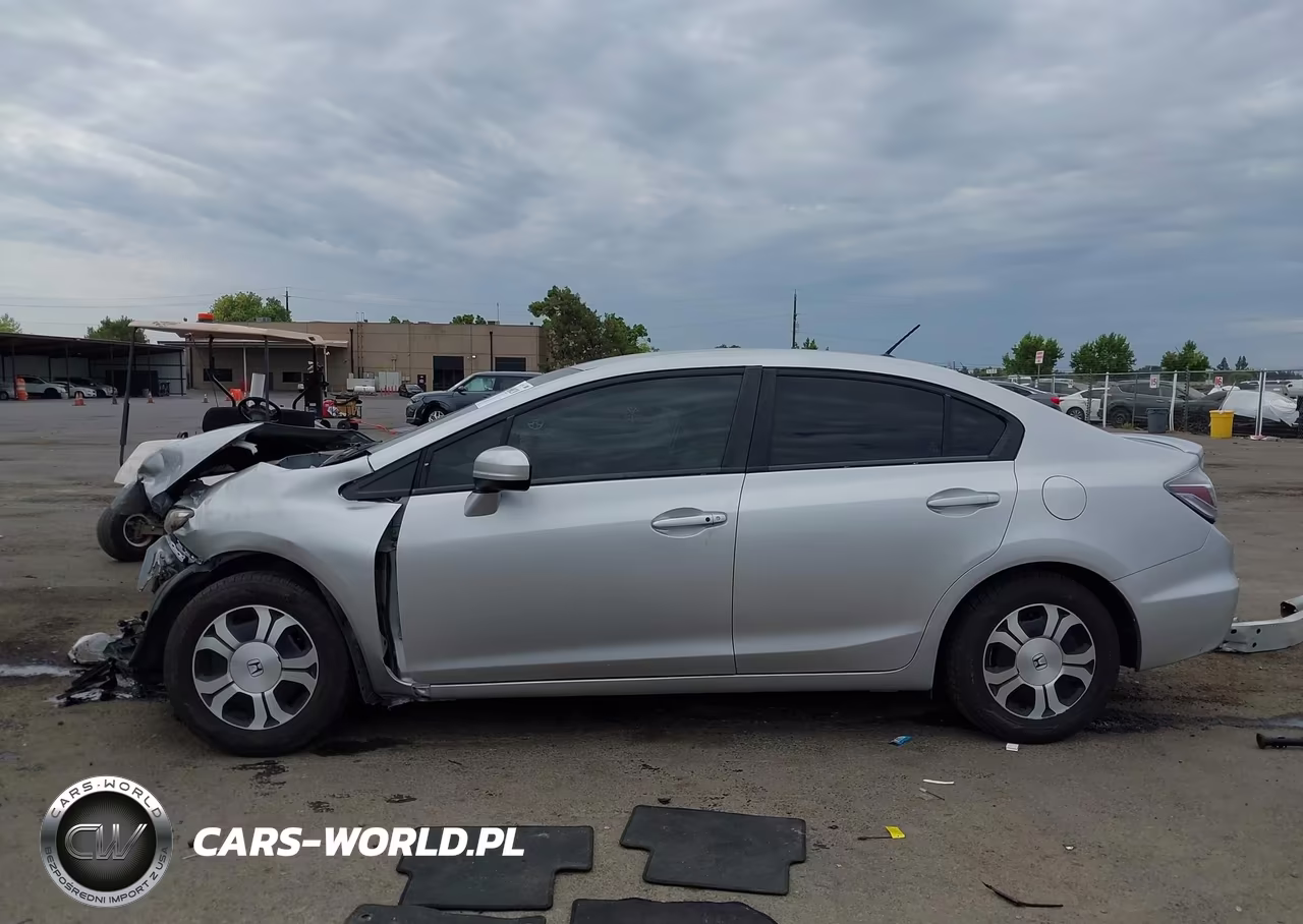 2015 Honda Civic Hybrid VIN:19XFB4F21FE201832 - 15