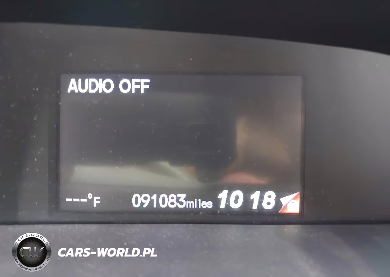2015 Honda Civic Hybrid VIN:19XFB4F21FE201832 - 16
