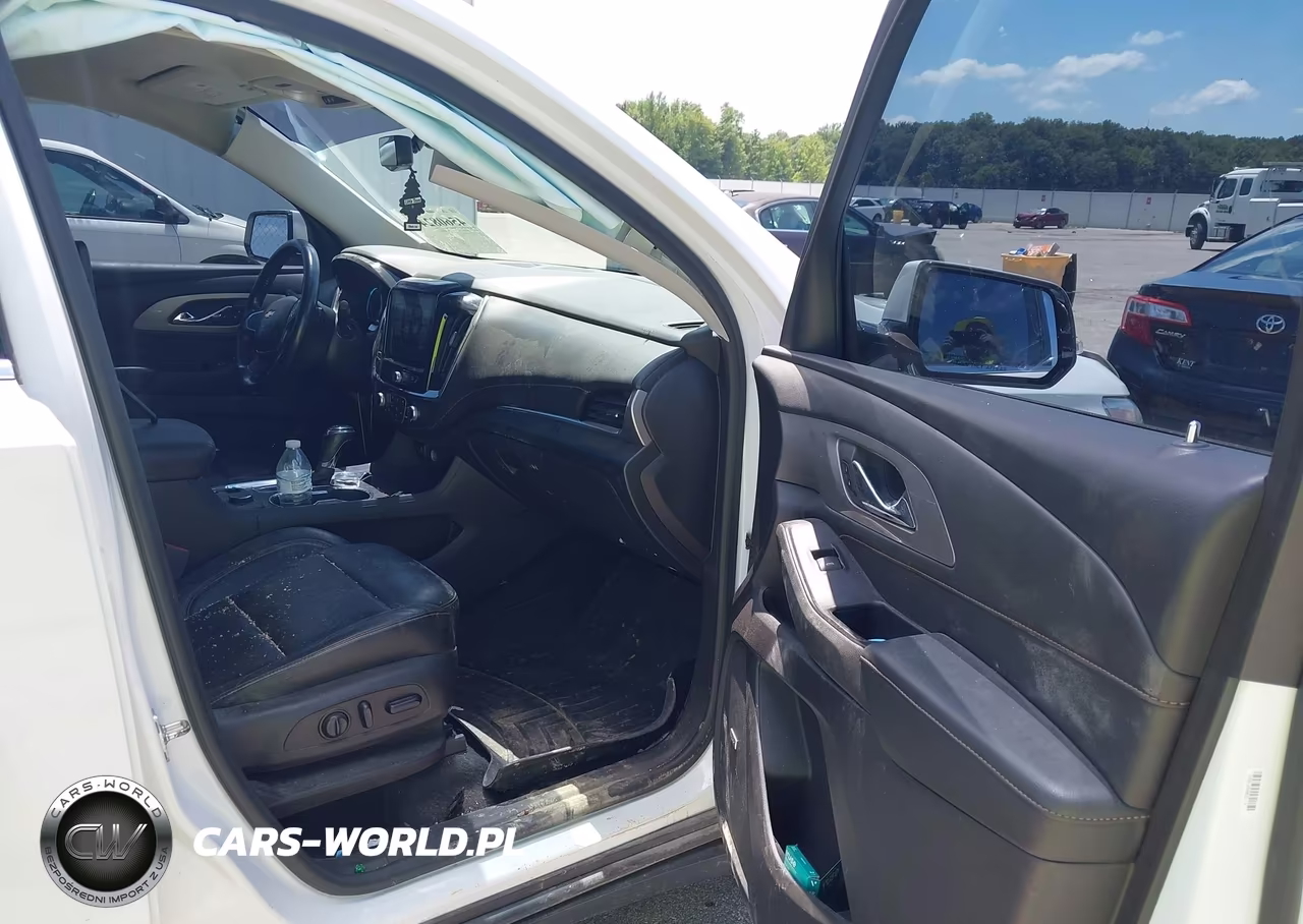 2018 Chevrolet Traverse Lt Leather VIN:1GNERHKW0JJ185682 - 5