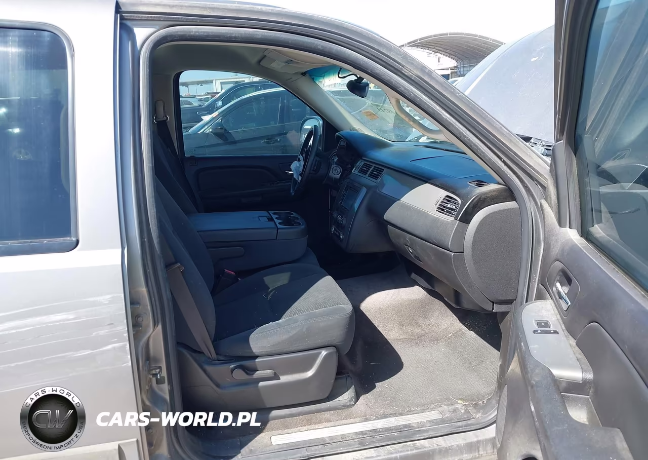 2008 Chevrolet Suburban 1500 Ls VIN:1GNFC16J78J209532 - 5