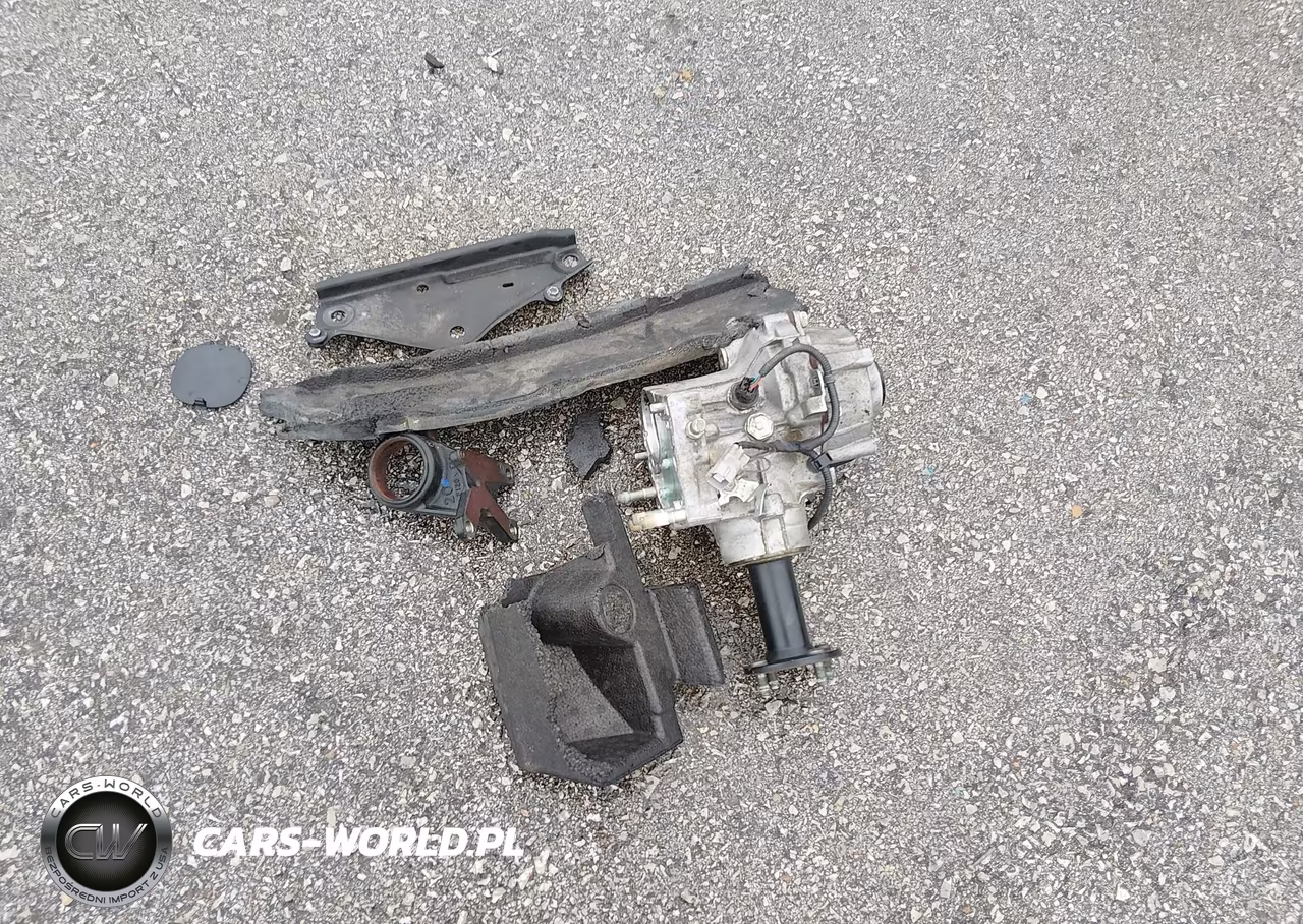 2020 Toyota Highlander Le VIN:5TDBZRBH2LS038059 - 12