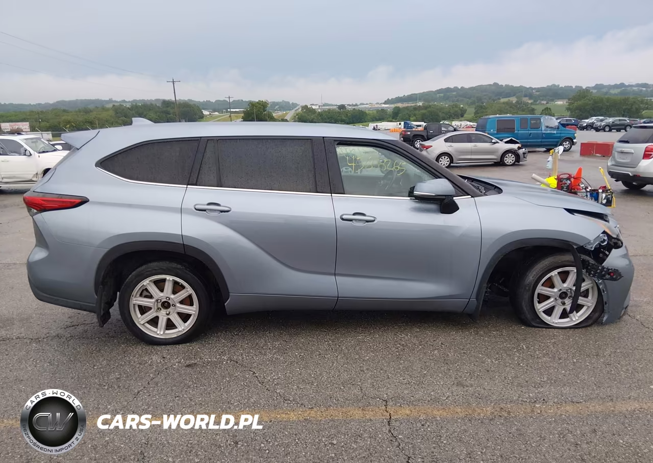 2020 Toyota Highlander Le VIN:5TDBZRBH2LS038059 - 14