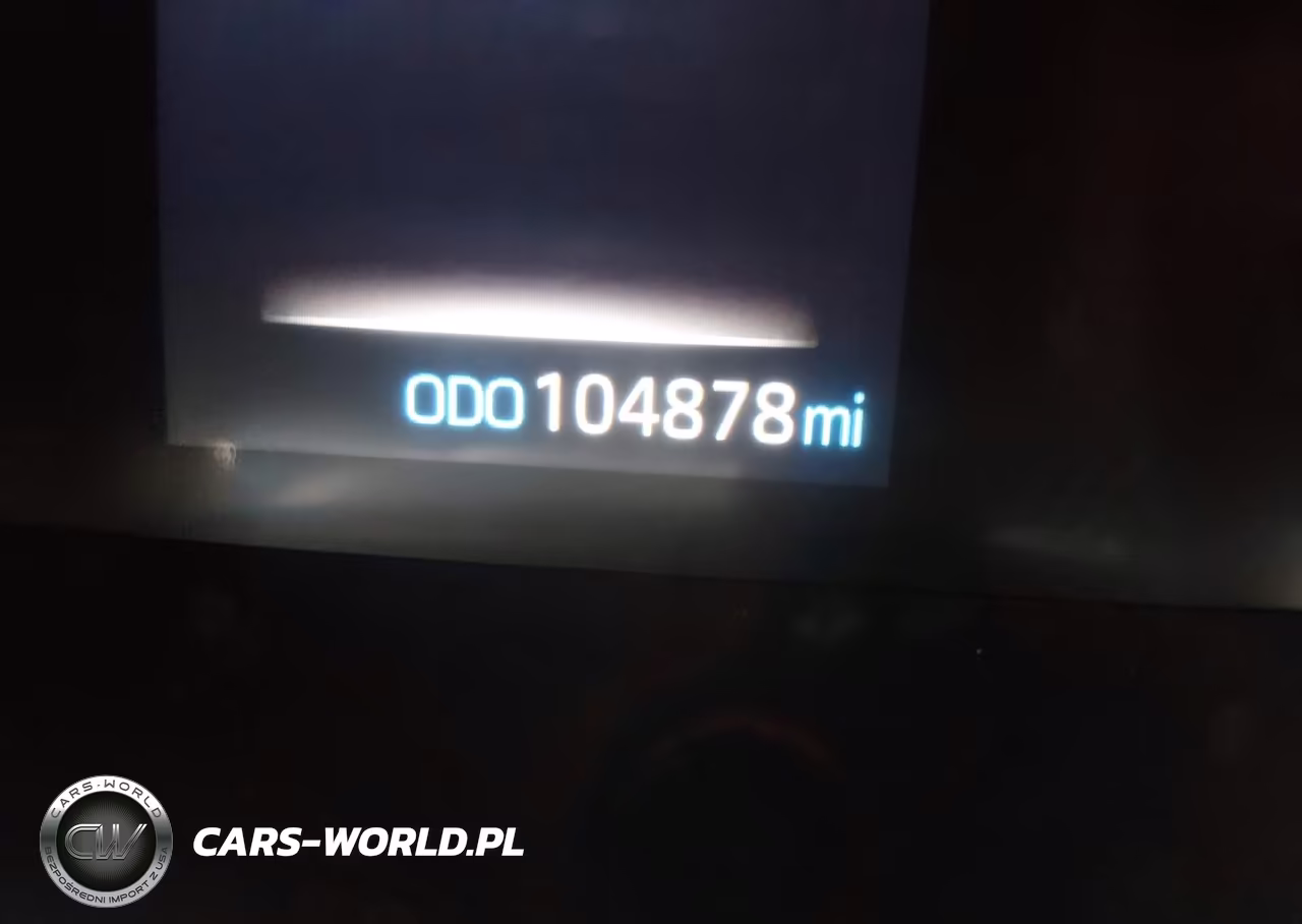 2020 Toyota Highlander Le VIN:5TDBZRBH2LS038059 - 16