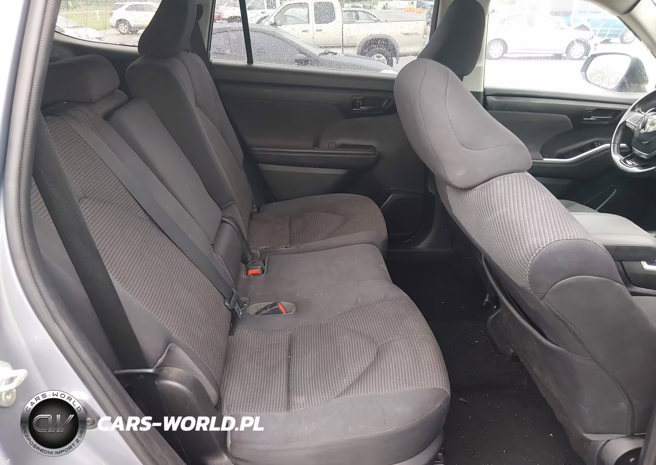 2020 Toyota Highlander Le VIN:5TDBZRBH2LS038059 - 8