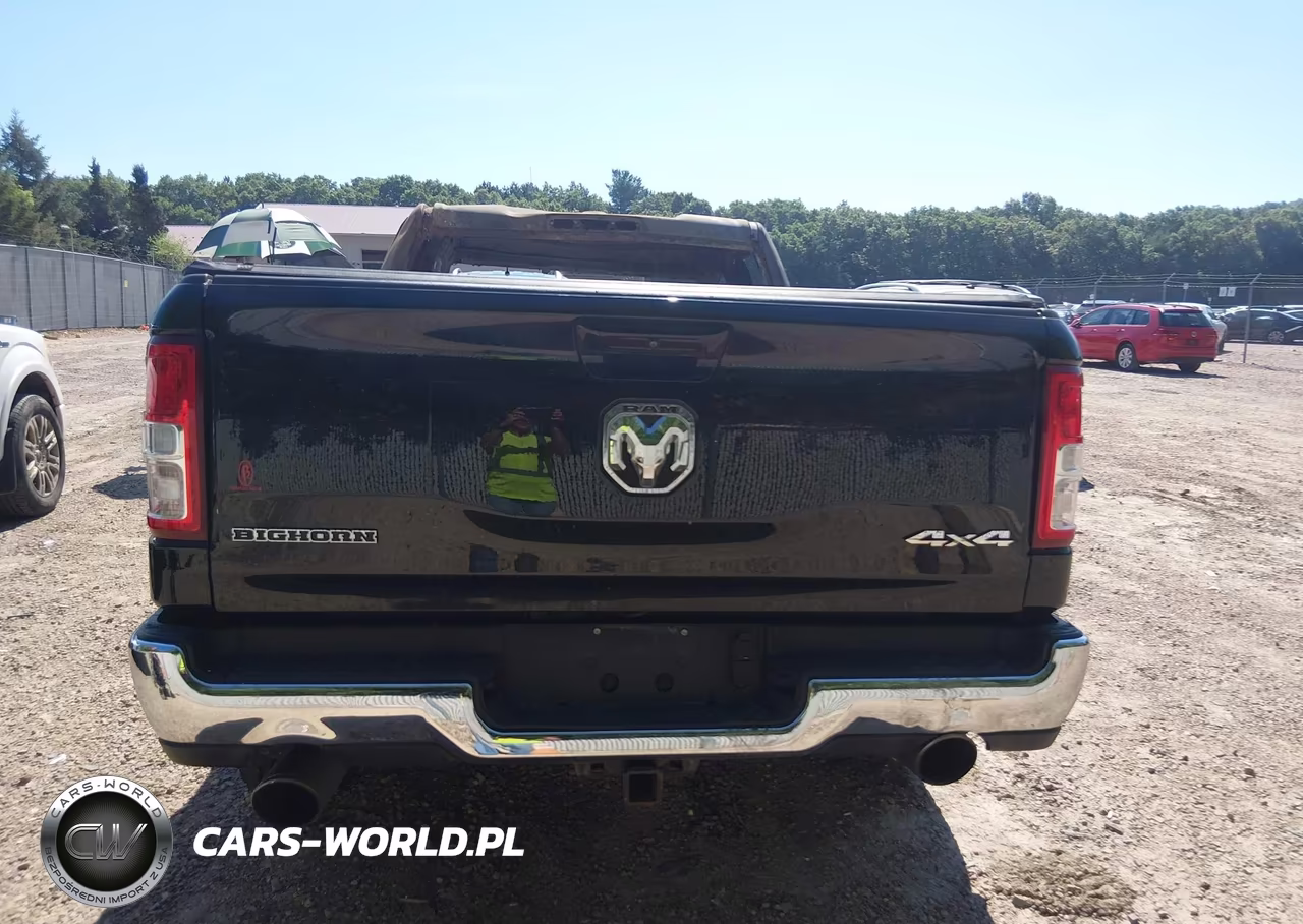 2021 Ram 1500 Big Horn 4X4 6'4 Box VIN:1C6SRFBT9MN561578 - 16