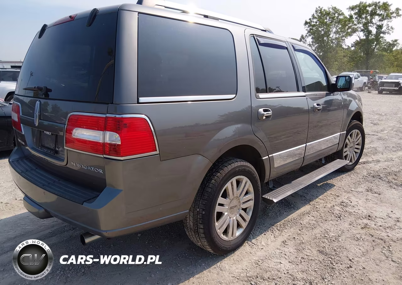 2012 Lincoln Navigator VIN:5LMJJ2J53CEL00686 - 4