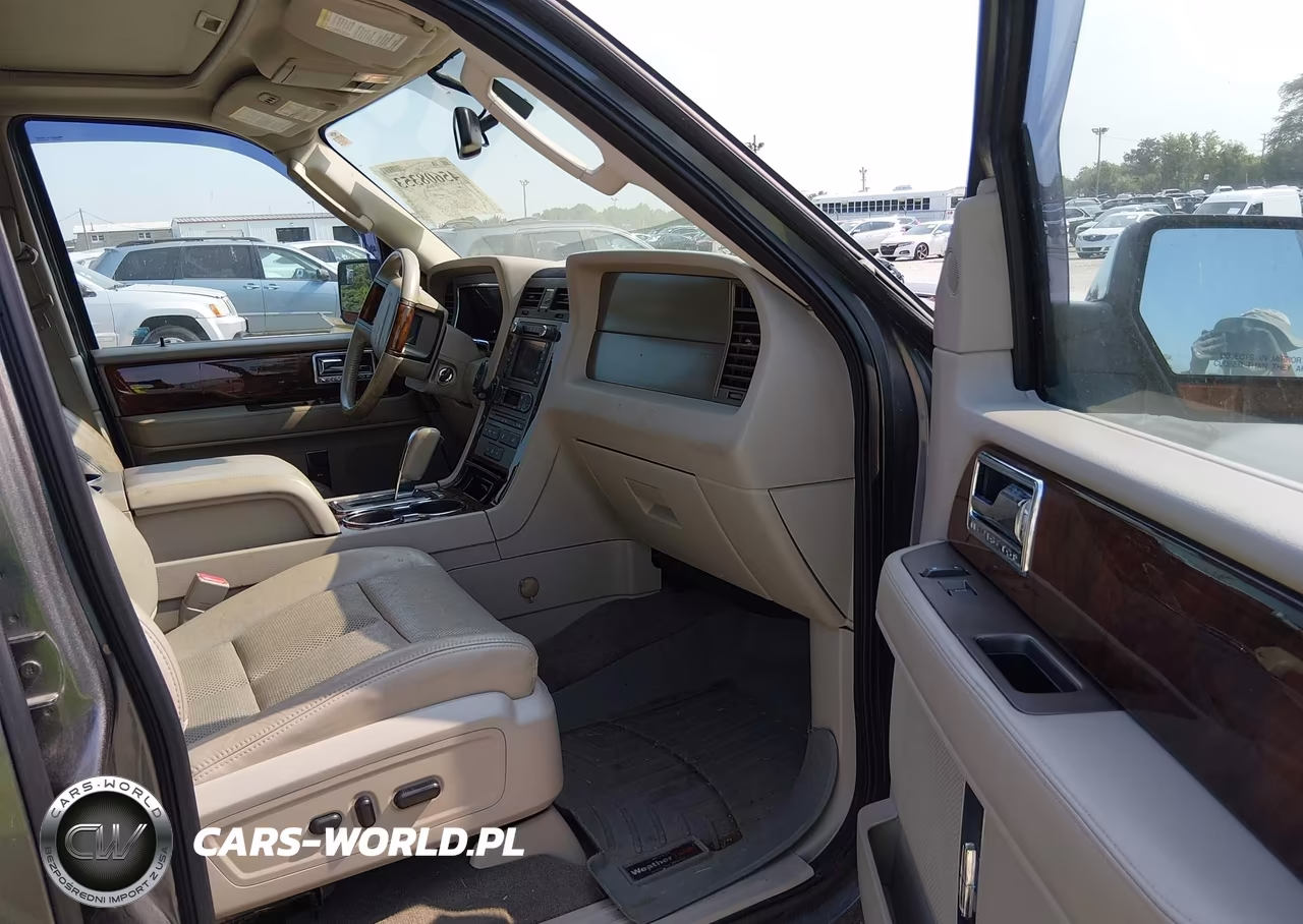 2012 Lincoln Navigator VIN:5LMJJ2J53CEL00686 - 5