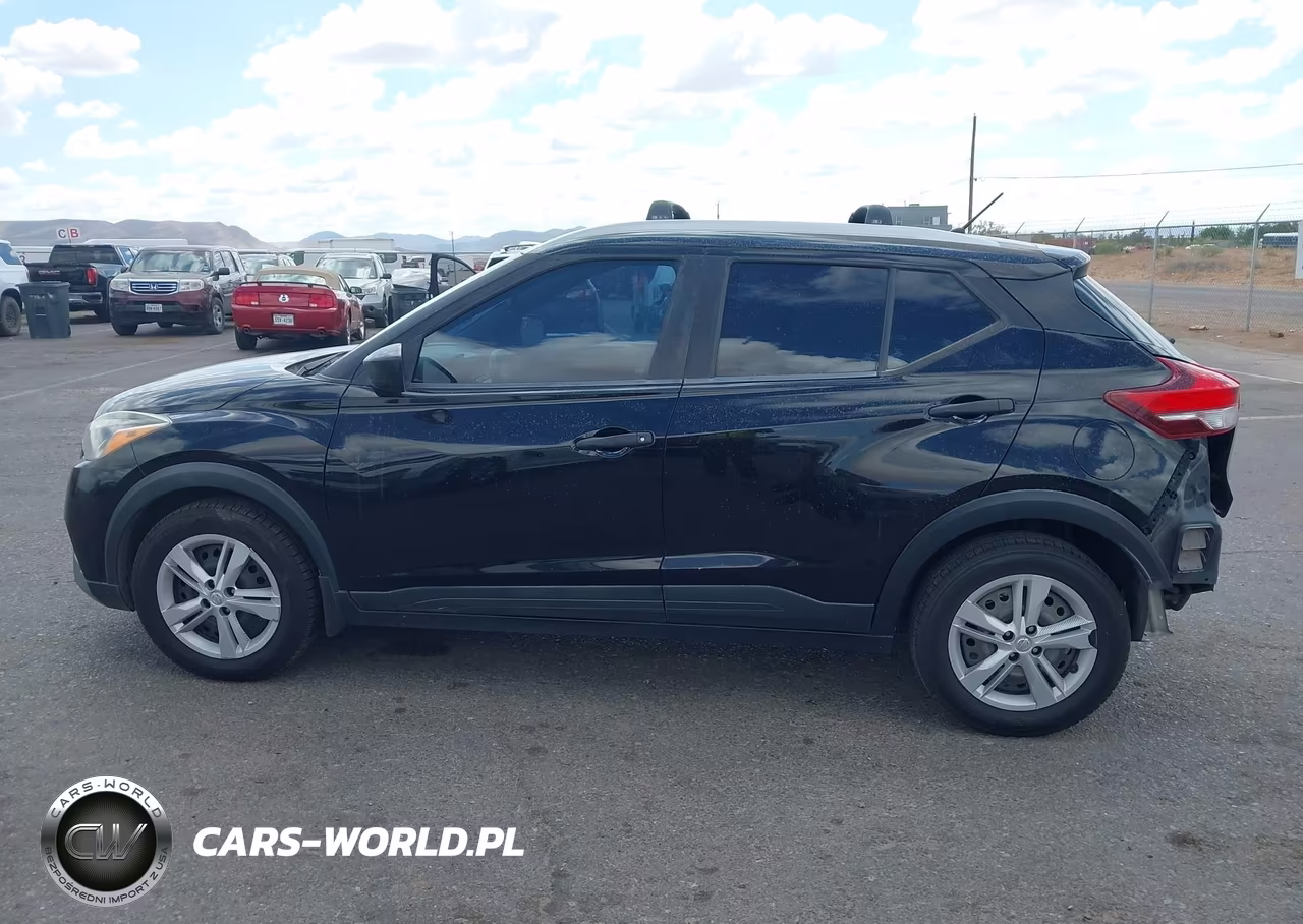 2018 Nissan Kicks S VIN:3N1CP5CU1JL510417 - 14