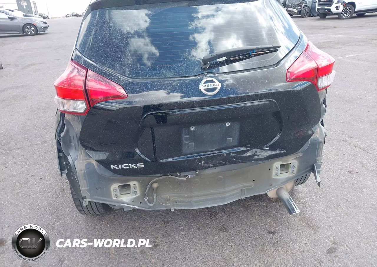 2018 Nissan Kicks S VIN:3N1CP5CU1JL510417 - 6