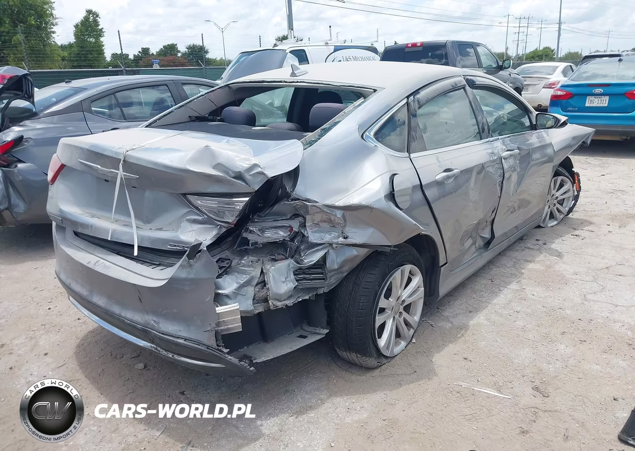2016 Chrysler 200 Limited VIN:1C3CCCAB4GN171728 - 4