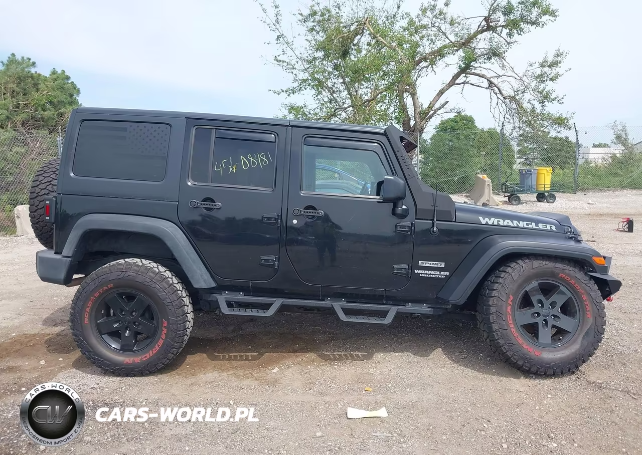 2015 Jeep Wrangler Unlimited Sport VIN:1C4HJWDG8FL601870 - 12