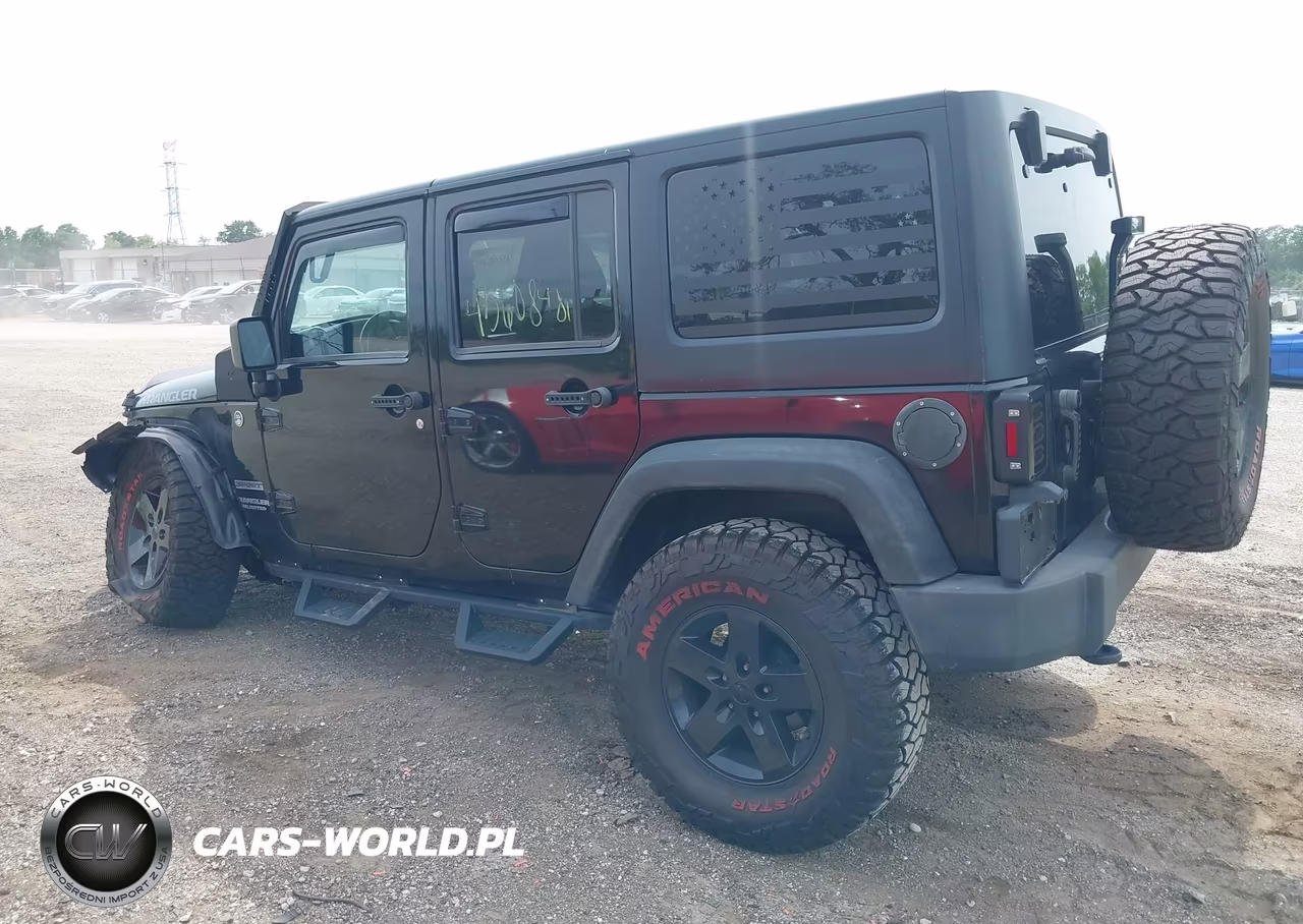 2015 Jeep Wrangler Unlimited Sport VIN:1C4HJWDG8FL601870 - 3