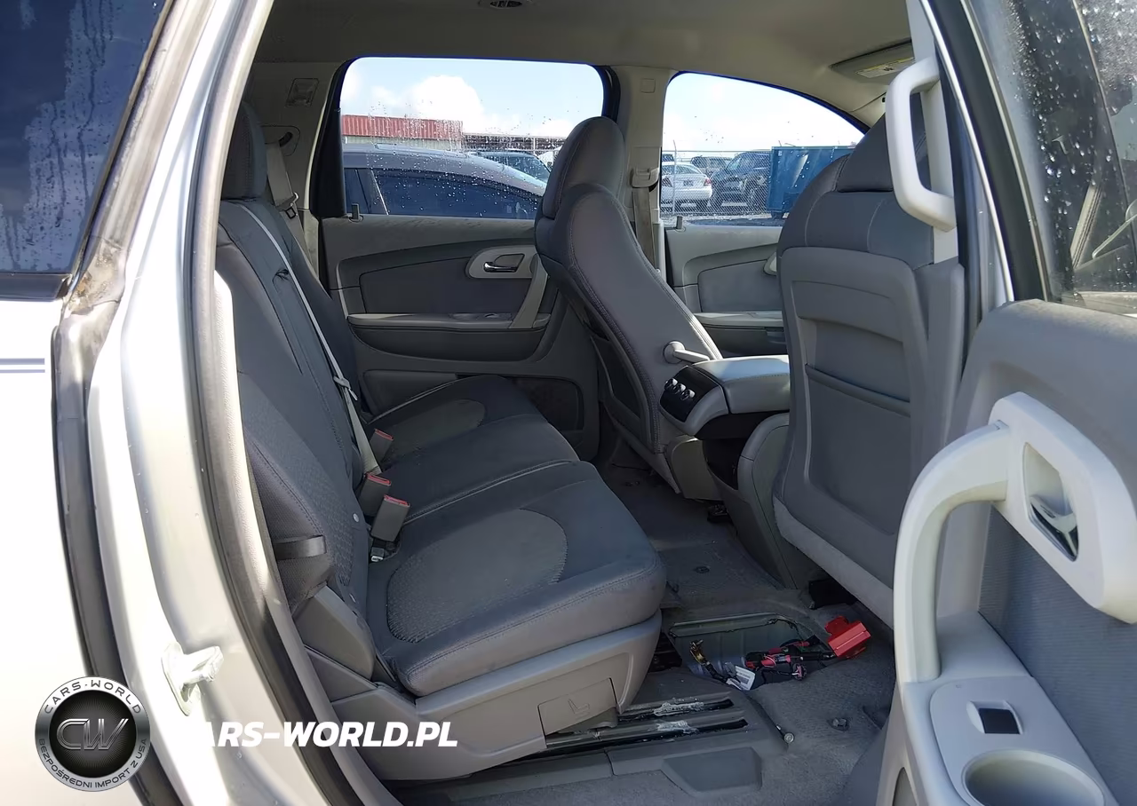 2012 Chevrolet Traverse Ls VIN:1GNKREED7CJ380208 - 8