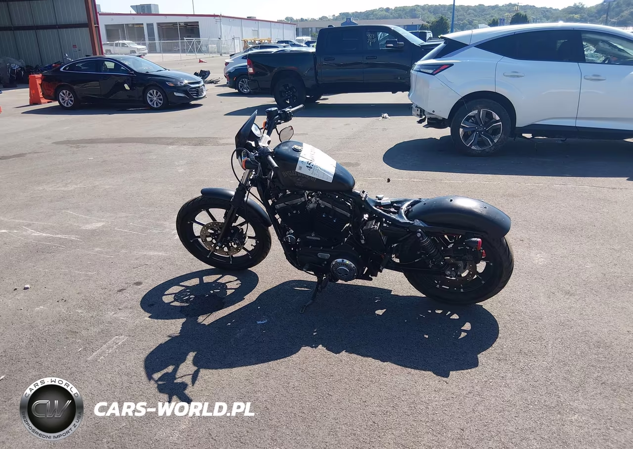 2017 Harley-Davidson Xl883 Iron 883 VIN:1HD4LE215HC438615 - 12