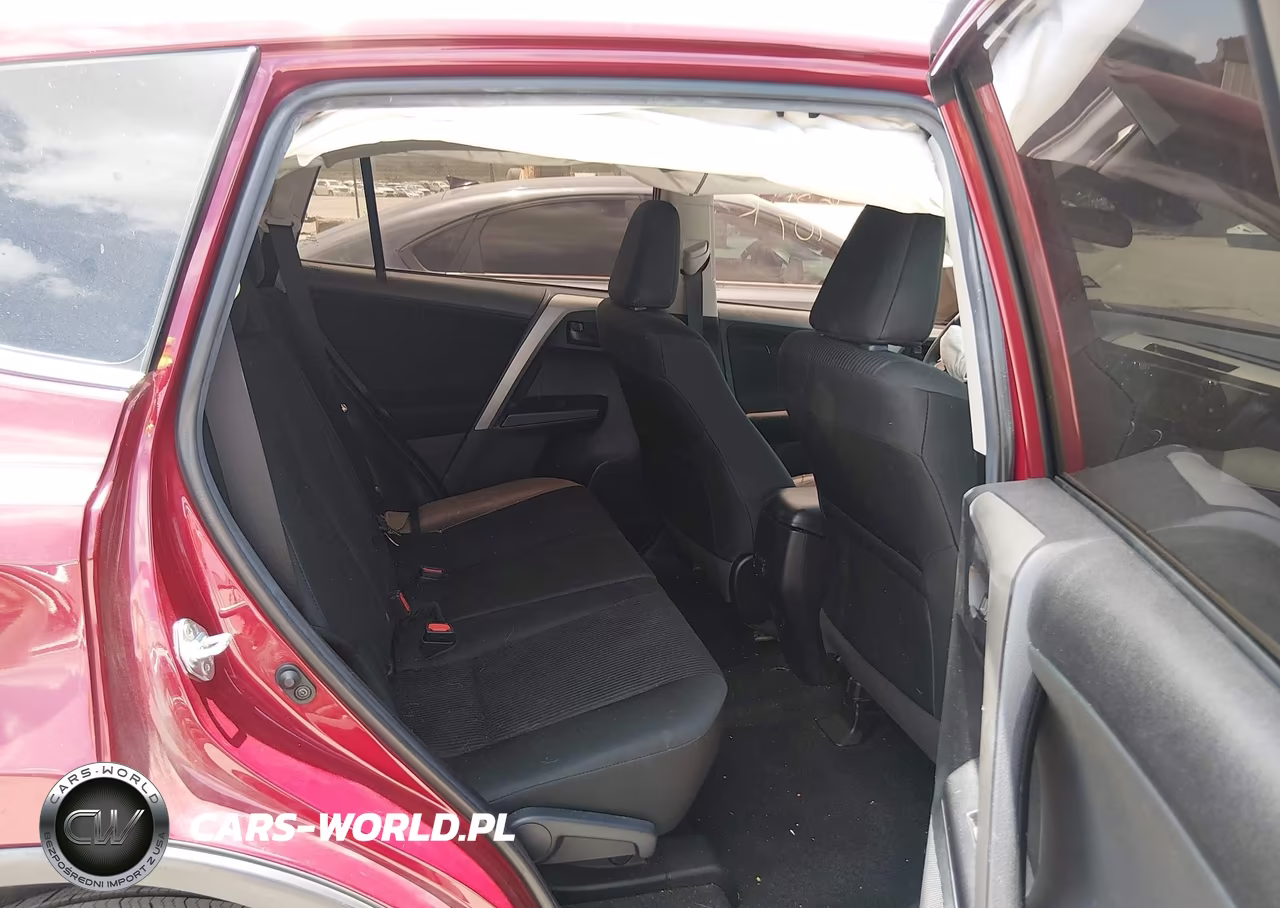 2018 Toyota Rav4 Le VIN:2T3ZFREV9JW506311 - 8