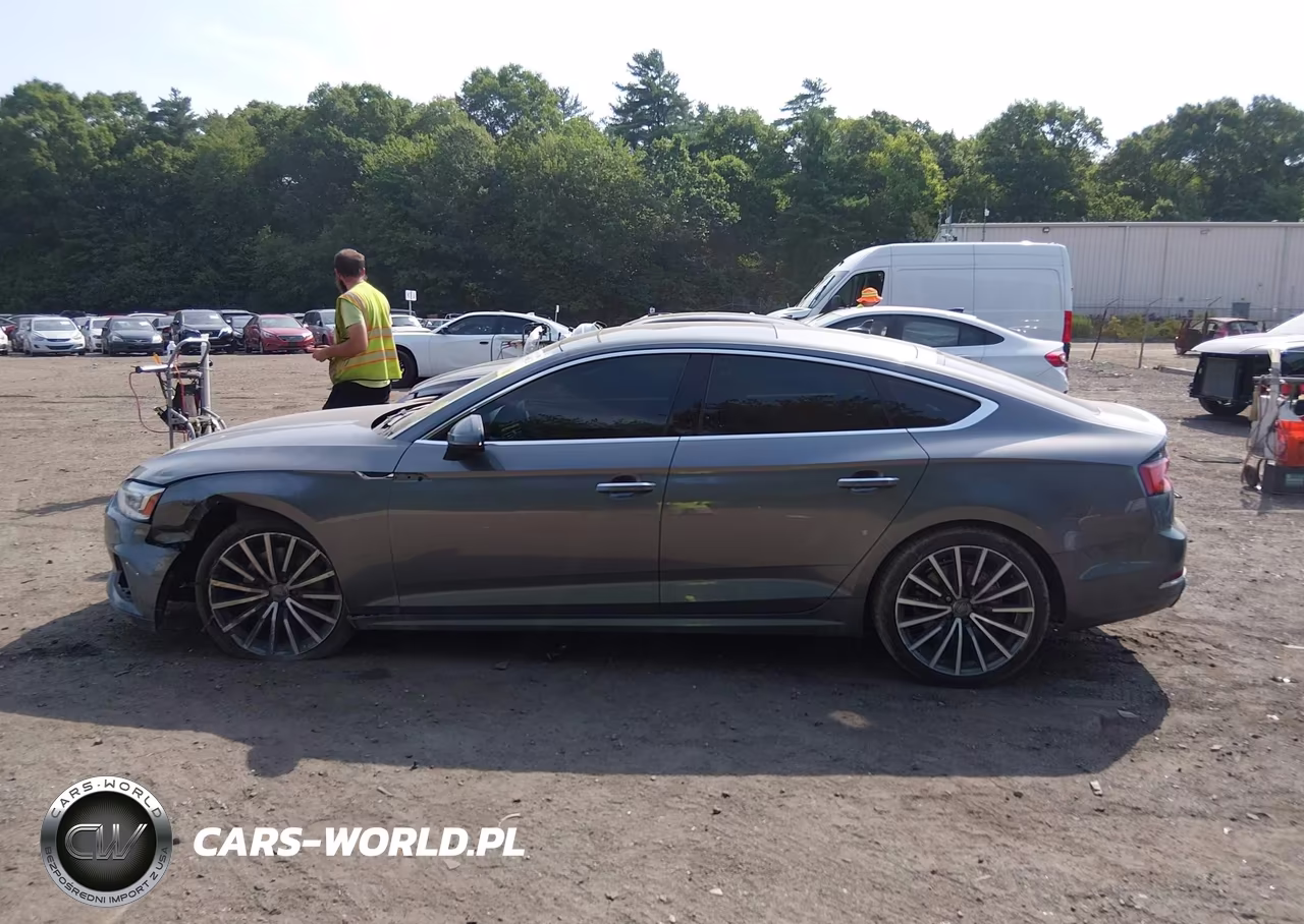 2018 Audi A5 2.0T Premium VIN:WAUBNCF59JA011957 - 14