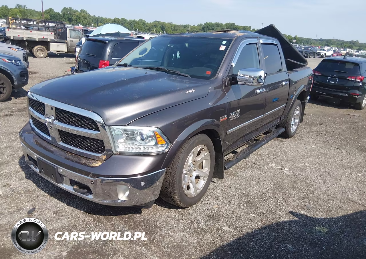 2016 Ram 1500 Laramie VIN:1C6RR7NT4GS160896 - 2