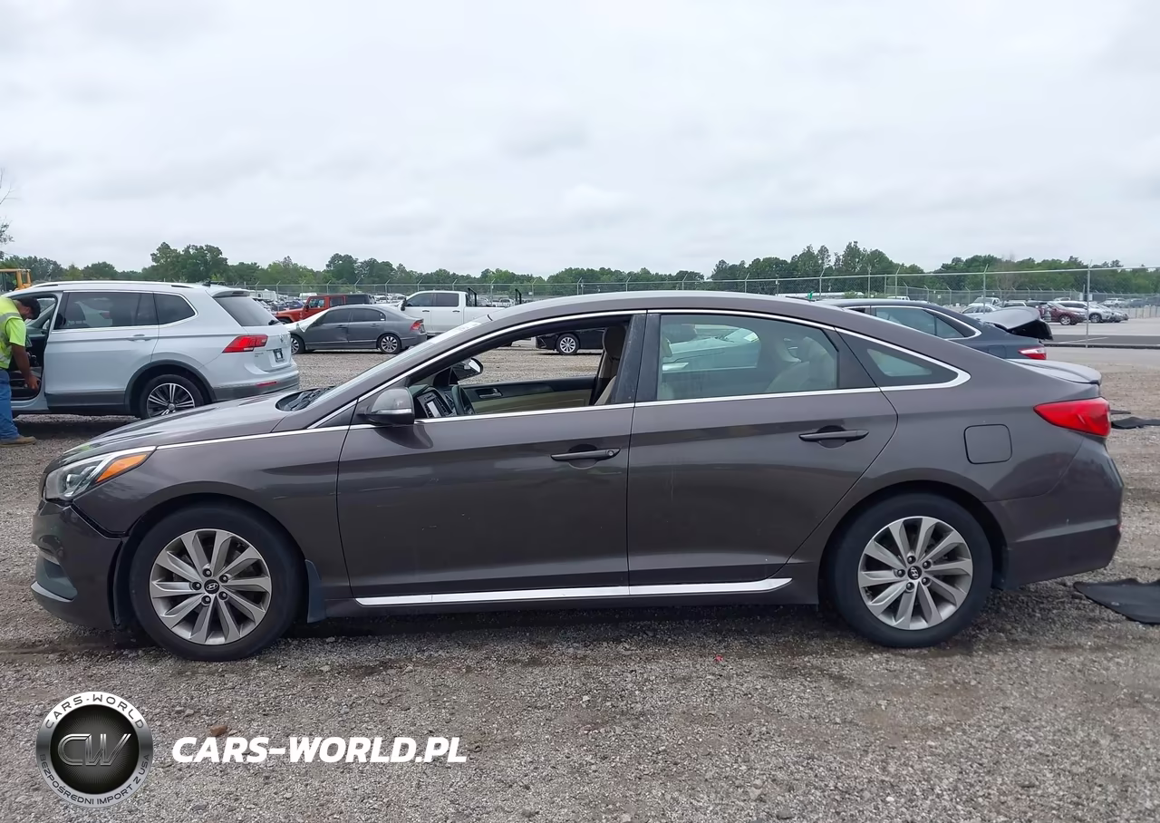 2017 Hyundai Sonata Sport VIN:5NPE34AF8HH561195 - 14