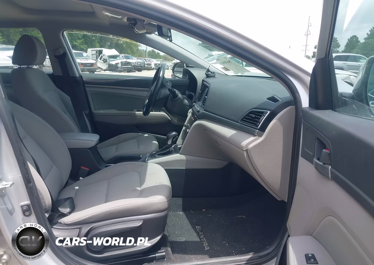 2018 Hyundai Elantra Value Edition VIN:KMHD84LF5JU501814 - 5
