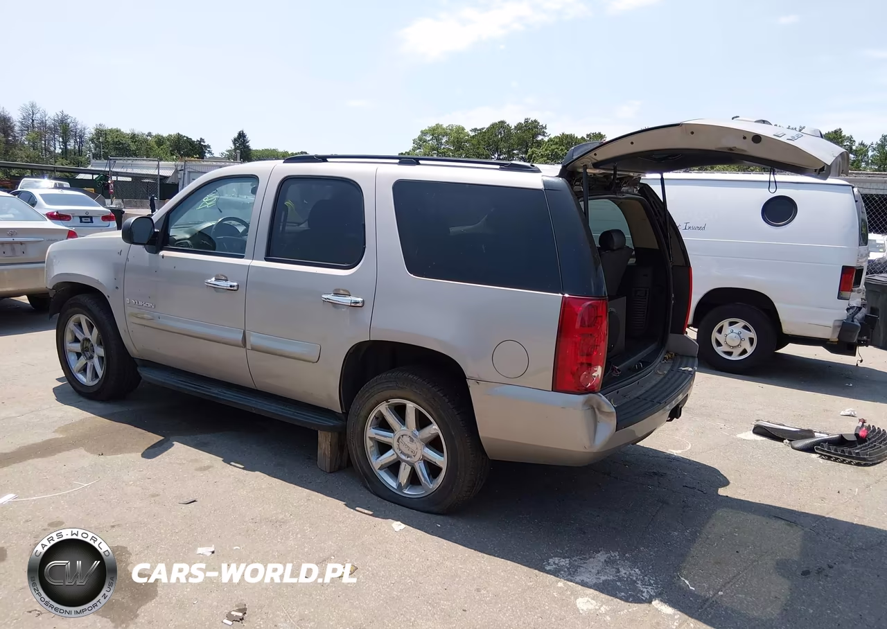 2007 GMC Yukon Sle VIN:1GKFK13007J341333 - 3