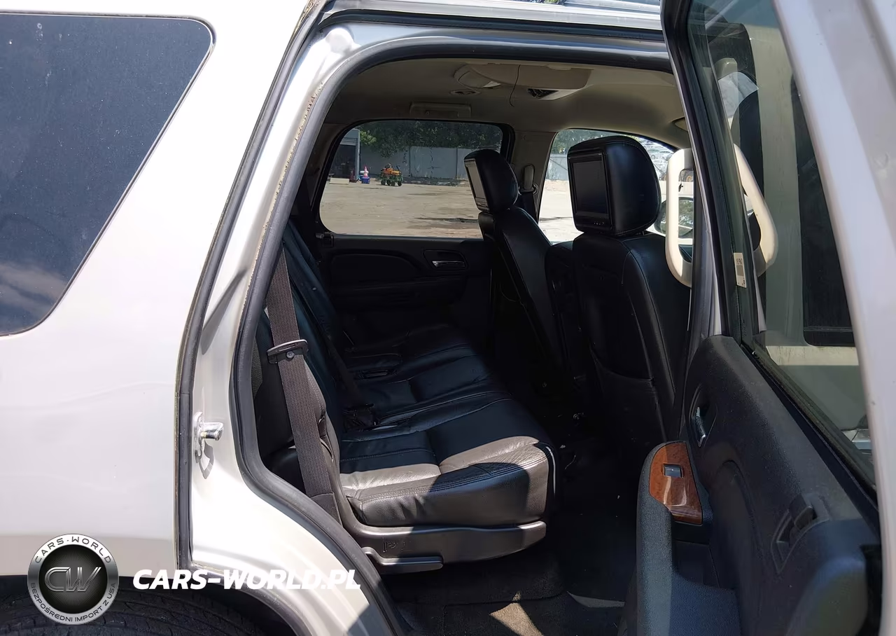 2007 GMC Yukon Sle VIN:1GKFK13007J341333 - 8