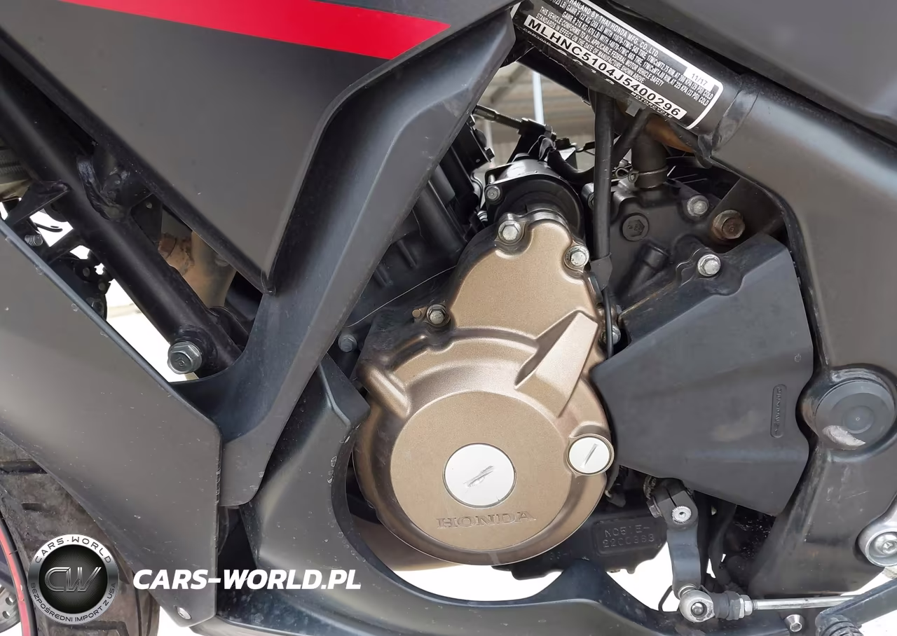2018 Honda Cbr300 R VIN:MLHNC5104J5400296 - 9