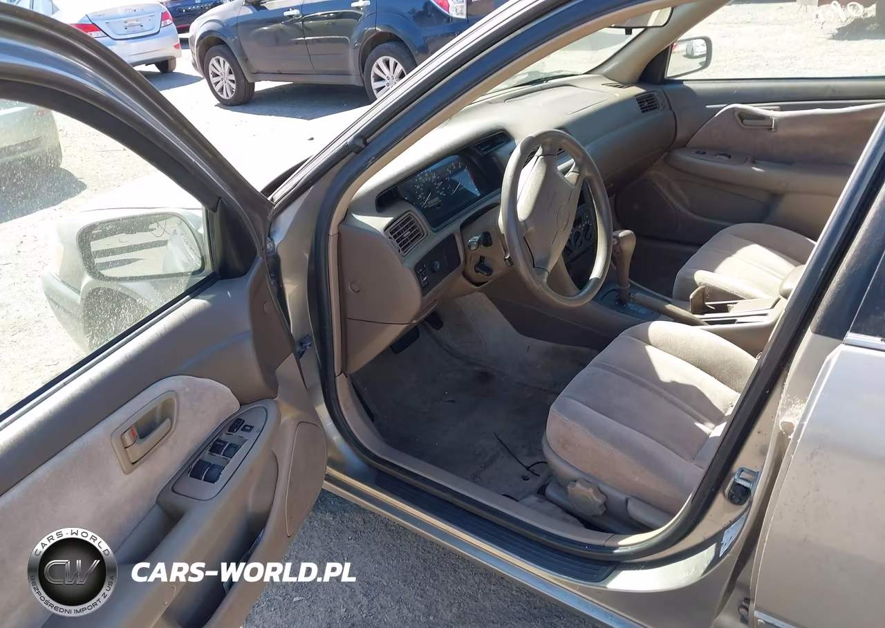 1998 Toyota Camry Le VIN:JT2BG22K7W0167858 - 5