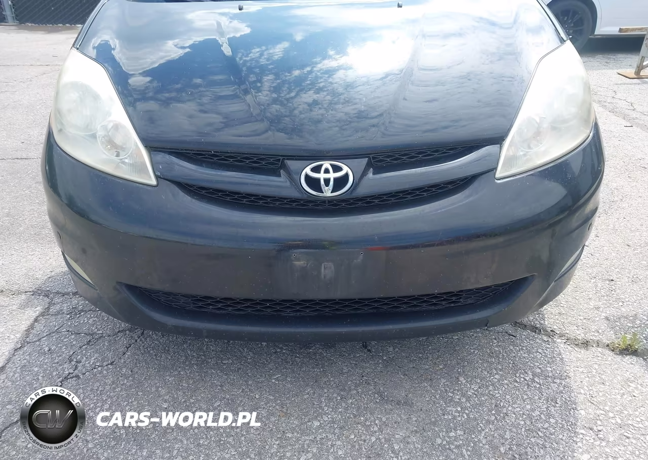 2010 Toyota Sienna Xle VIN:5TDDK4CC8AS028605 - 6