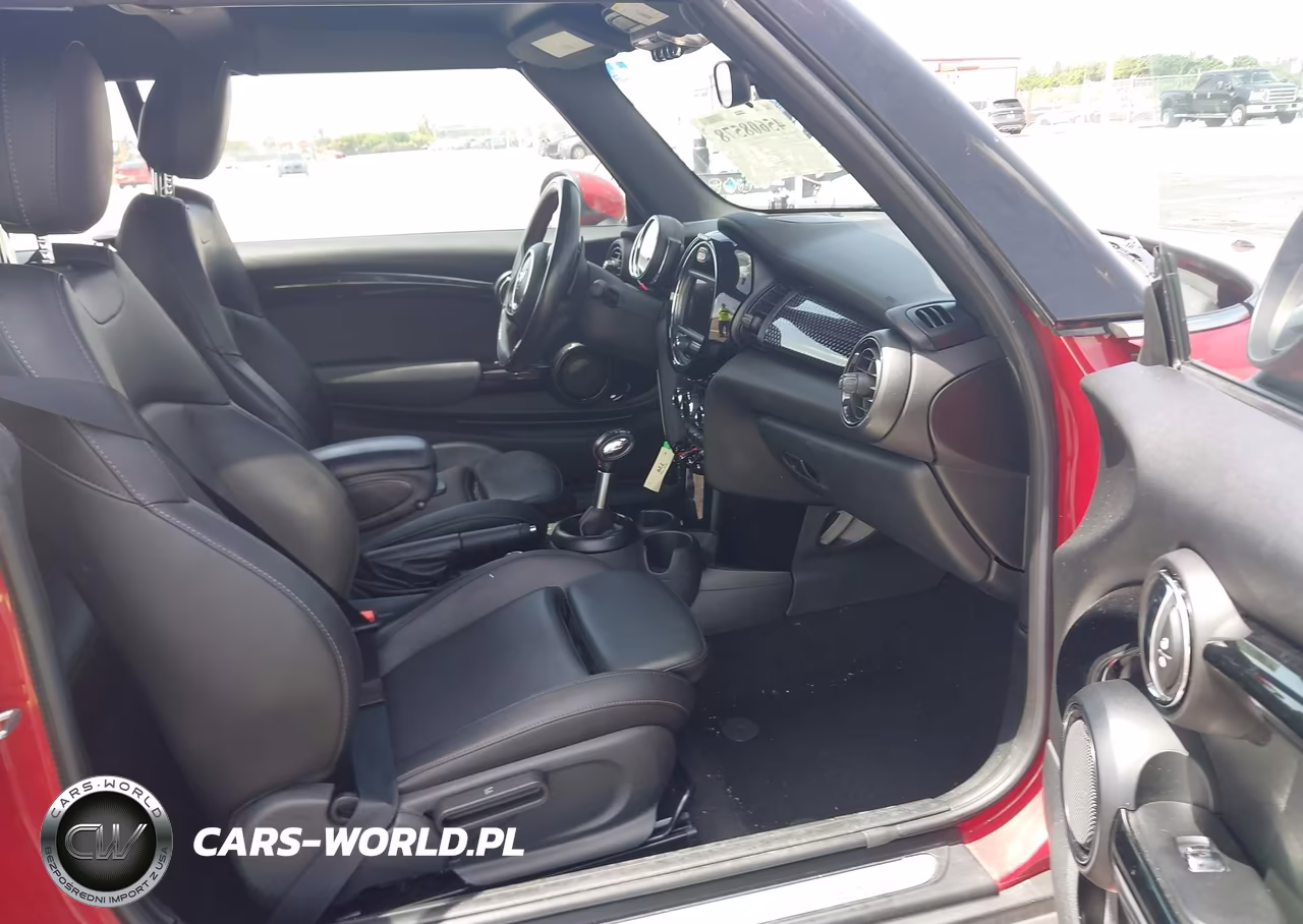 2018 Mini Convertible Cooper S VIN:WMWWG9C56J3E38989 - 5