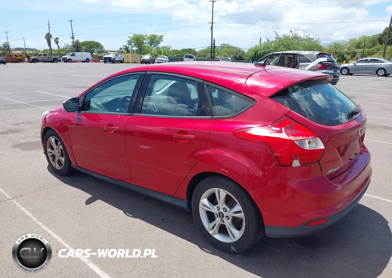 2012 Ford Focus Se VIN:1FAHP3K26CL467690 - 3