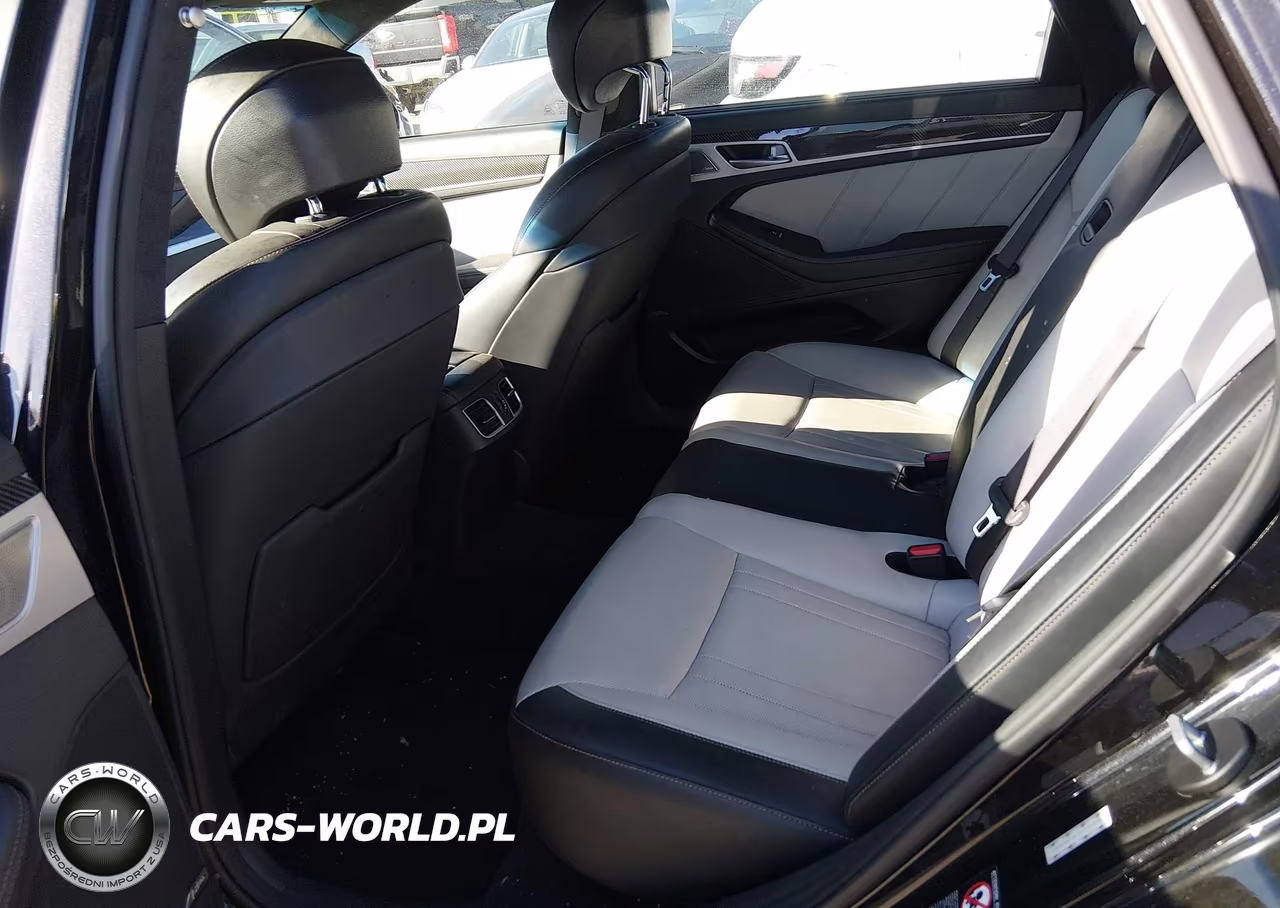 2018 Genesis G80 3.3T Sport VIN:KMHGN4JB7JU233998 - 8
