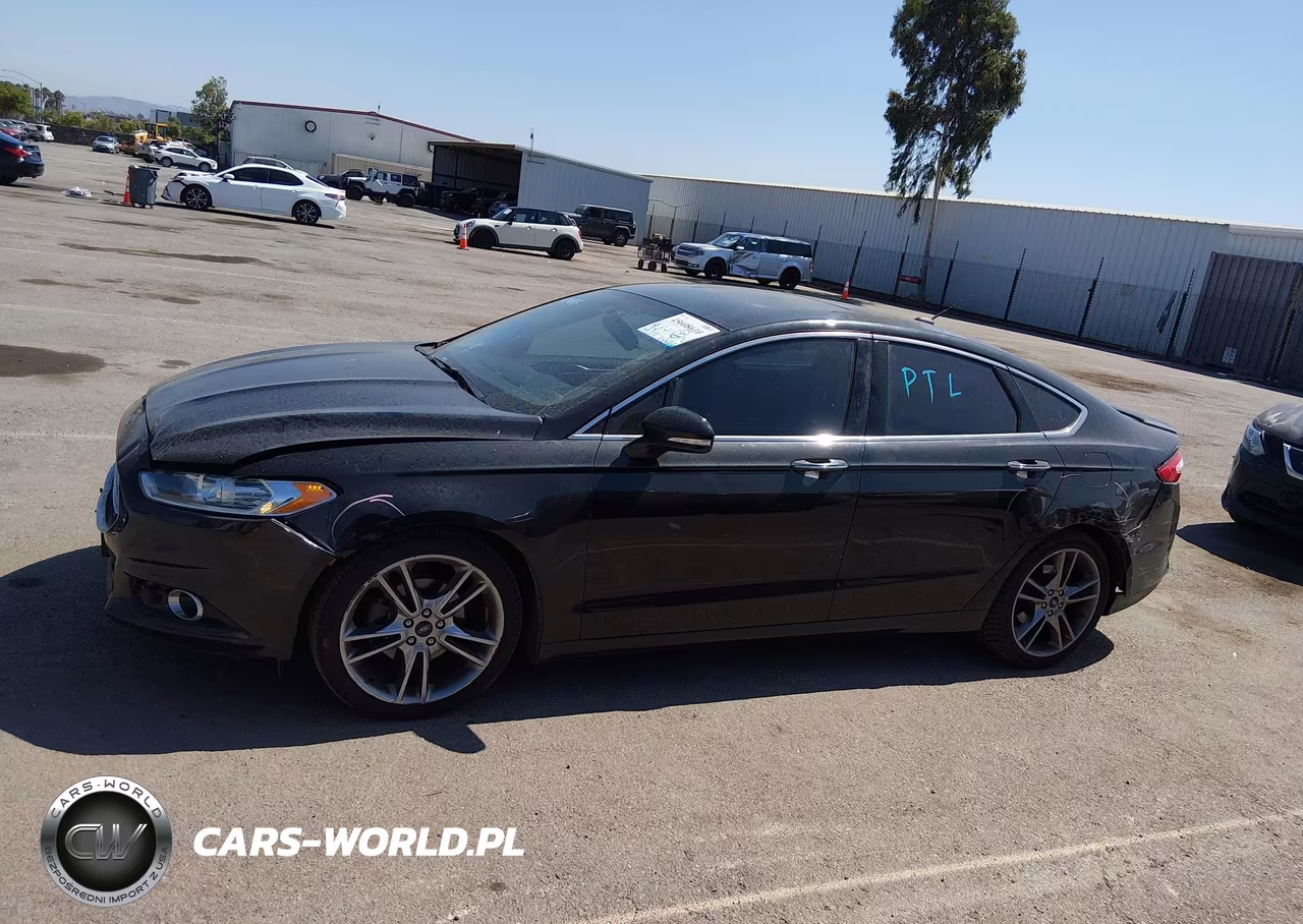 2015 Ford Fusion Titanium VIN:3FA6P0D9XFR285139 - 15