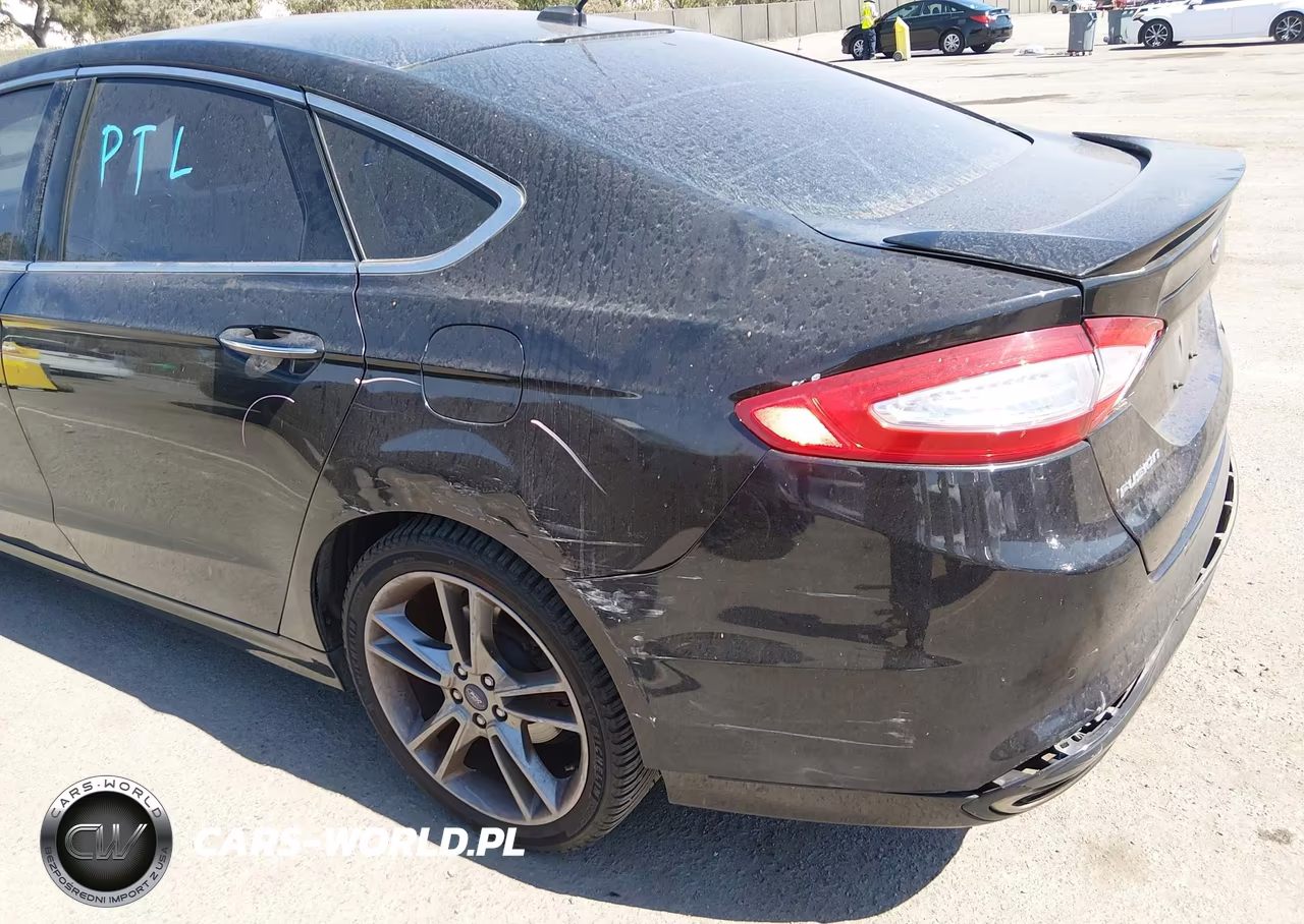 2015 Ford Fusion Titanium VIN:3FA6P0D9XFR285139 - 18
