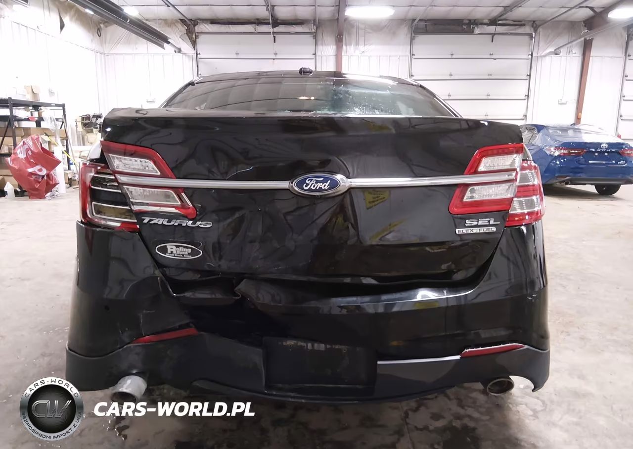 2015 Ford Taurus Sel VIN:1FAHP2E81FG161164 - 16