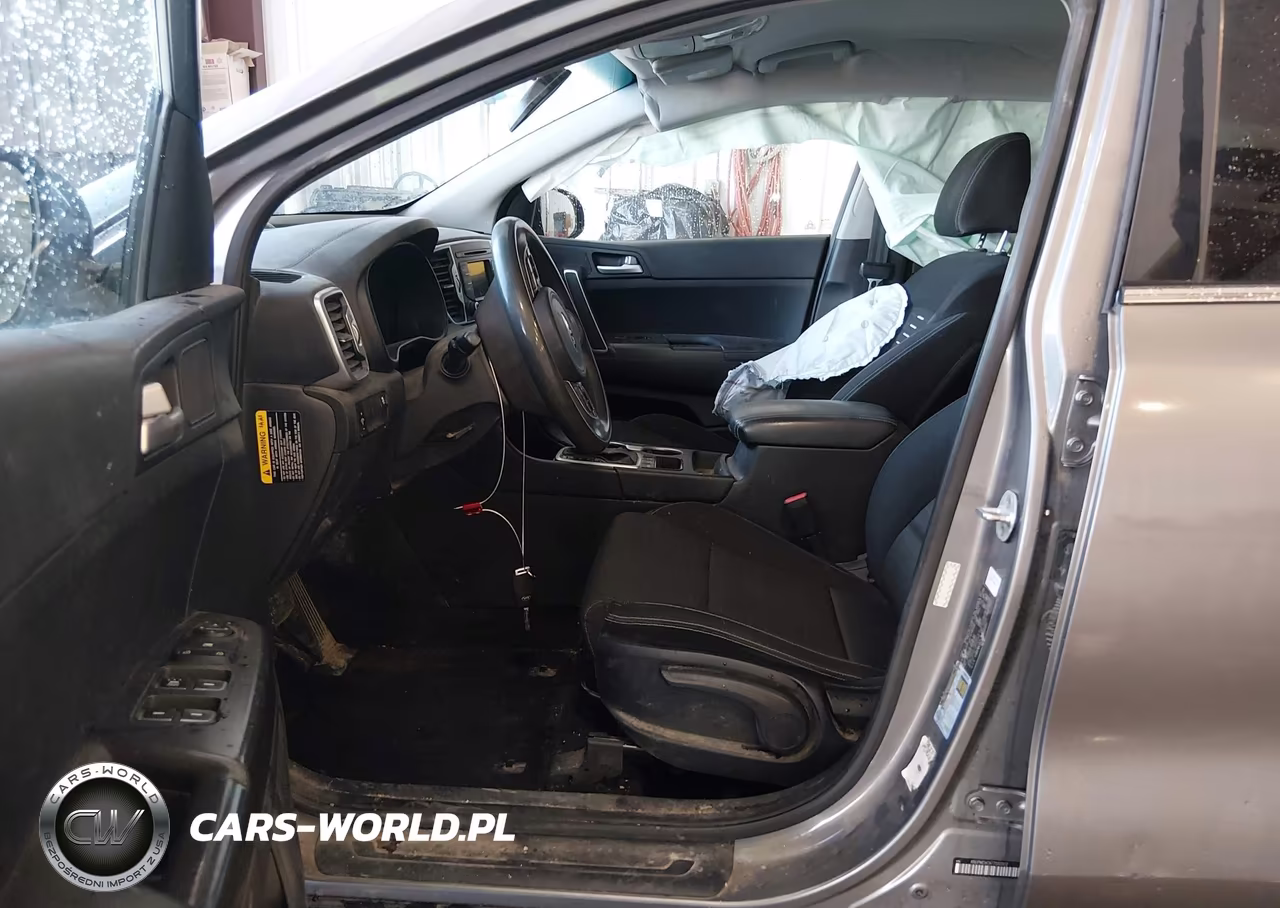 2018 Kia Sportage Lx VIN:KNDPMCACXJ7332002 - 5