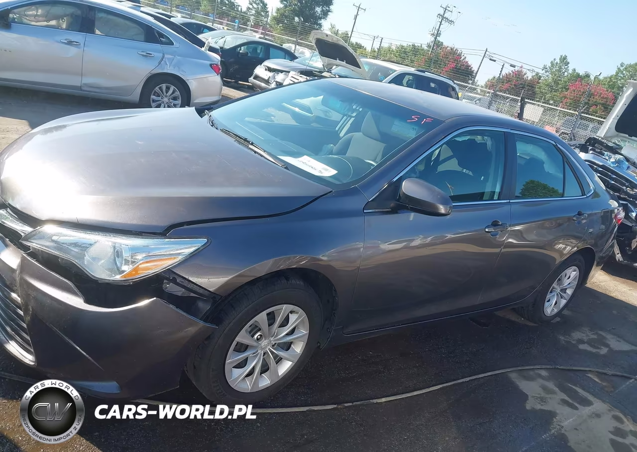 2015 Toyota Camry Le VIN:4T1BF1FK4FU909670 - 14