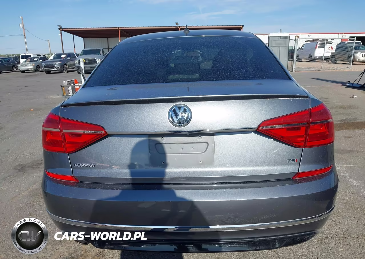 2016 Volkswagen Passat 1.8T R-Line VIN:1VWAS7A34GC065245 - 16