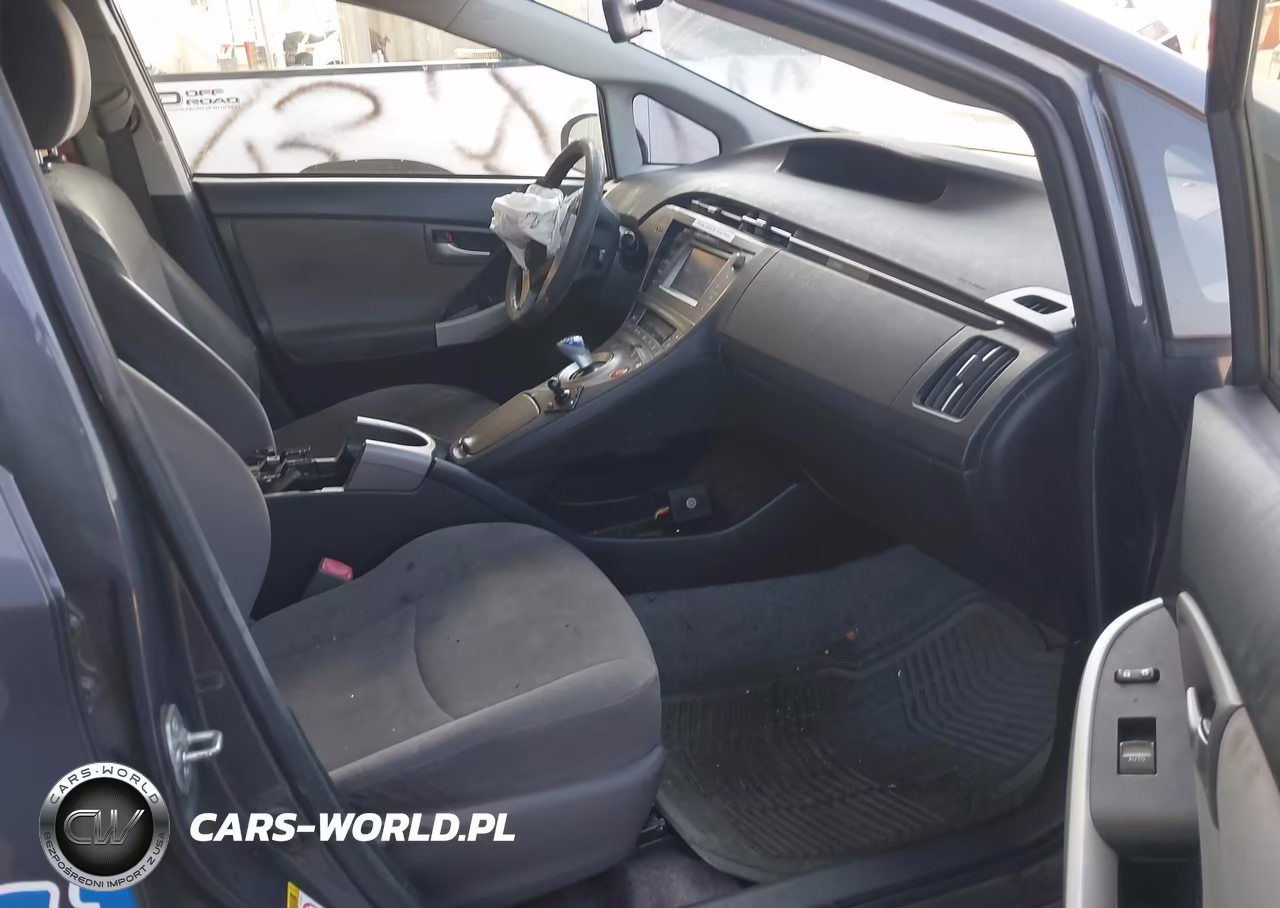 2012 Toyota Prius Two VIN:JTDKN3DU2C1543177 - 5