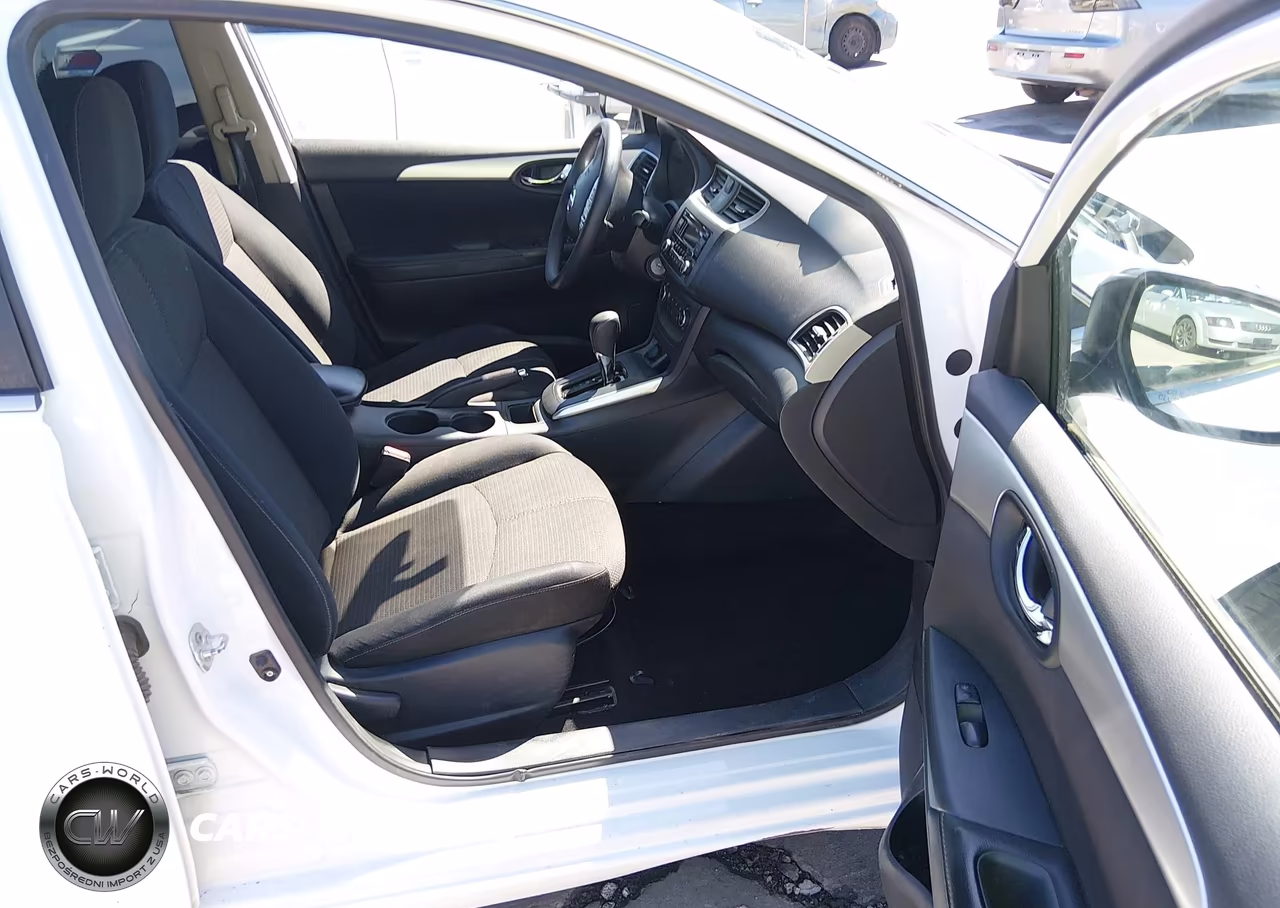 2016 Nissan Sentra S VIN:3N1AB7AP5GY242689 - 5