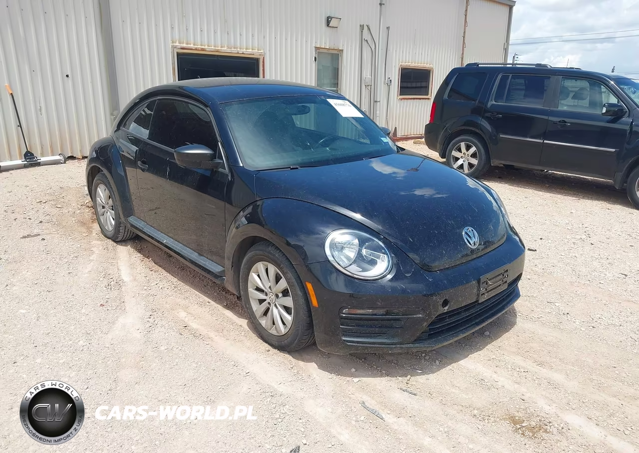 2018 Volkswagen Beetle 2.0T Coast-2.0T S